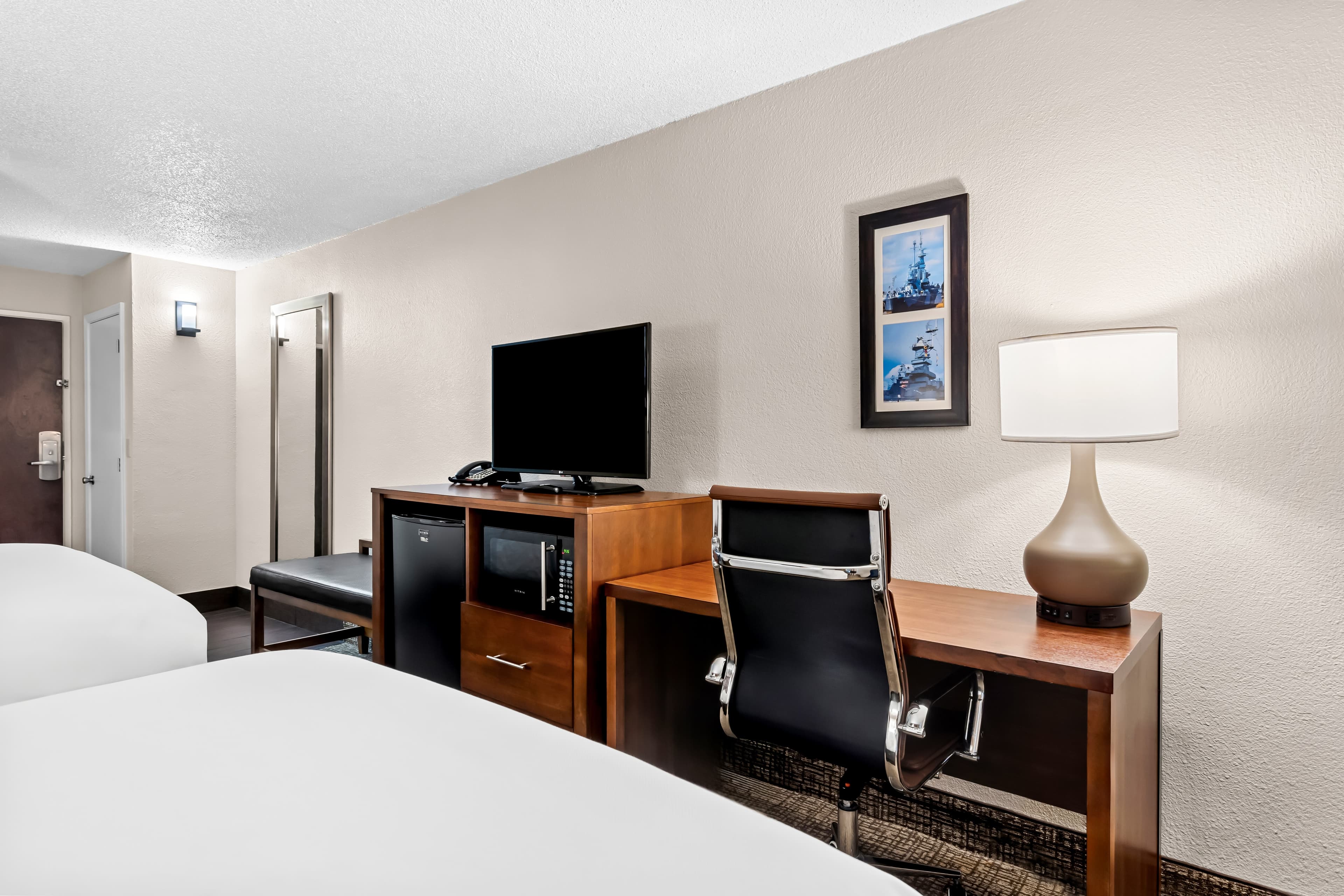 Comfort Inn University - Image 4