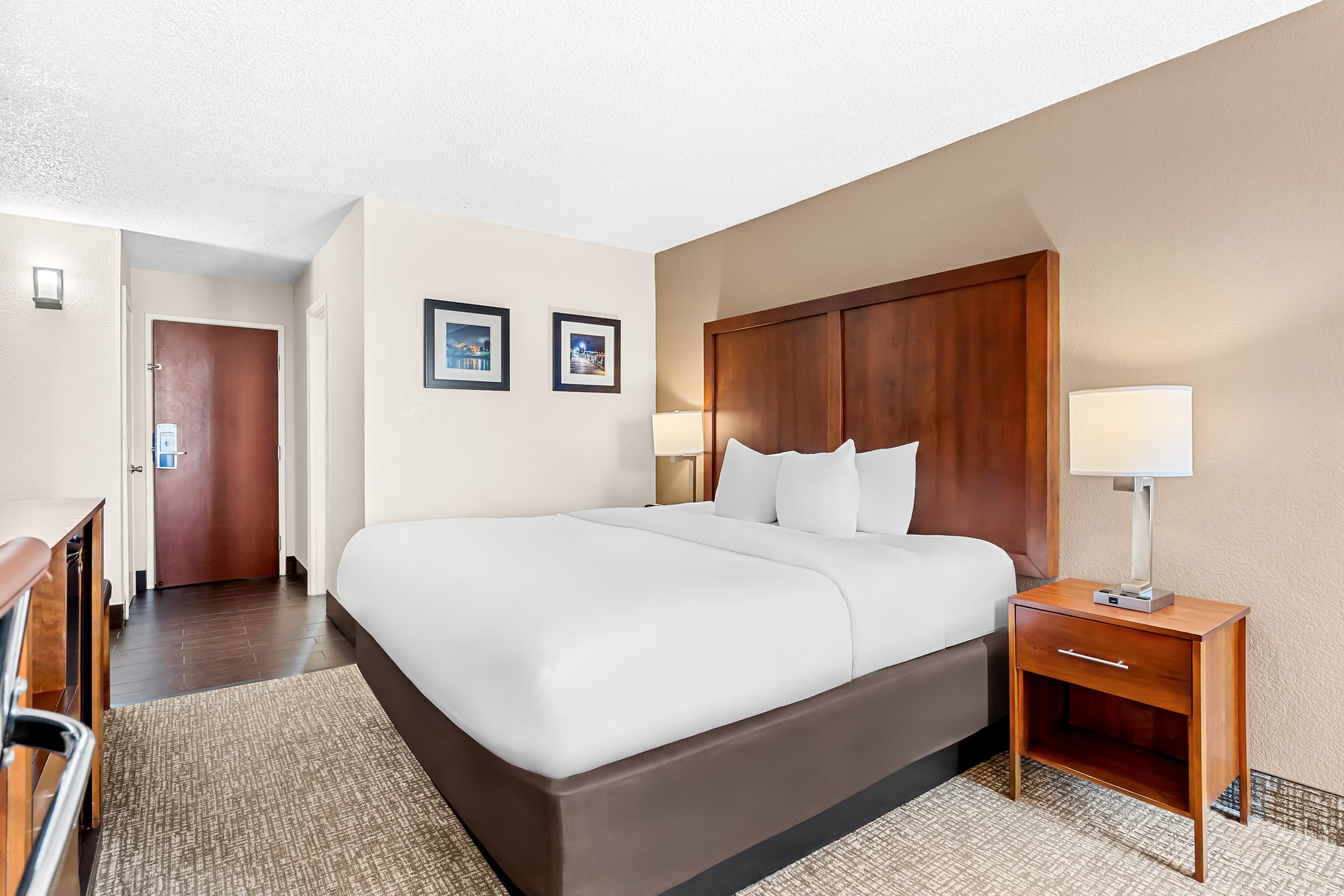 Comfort Inn University — 13