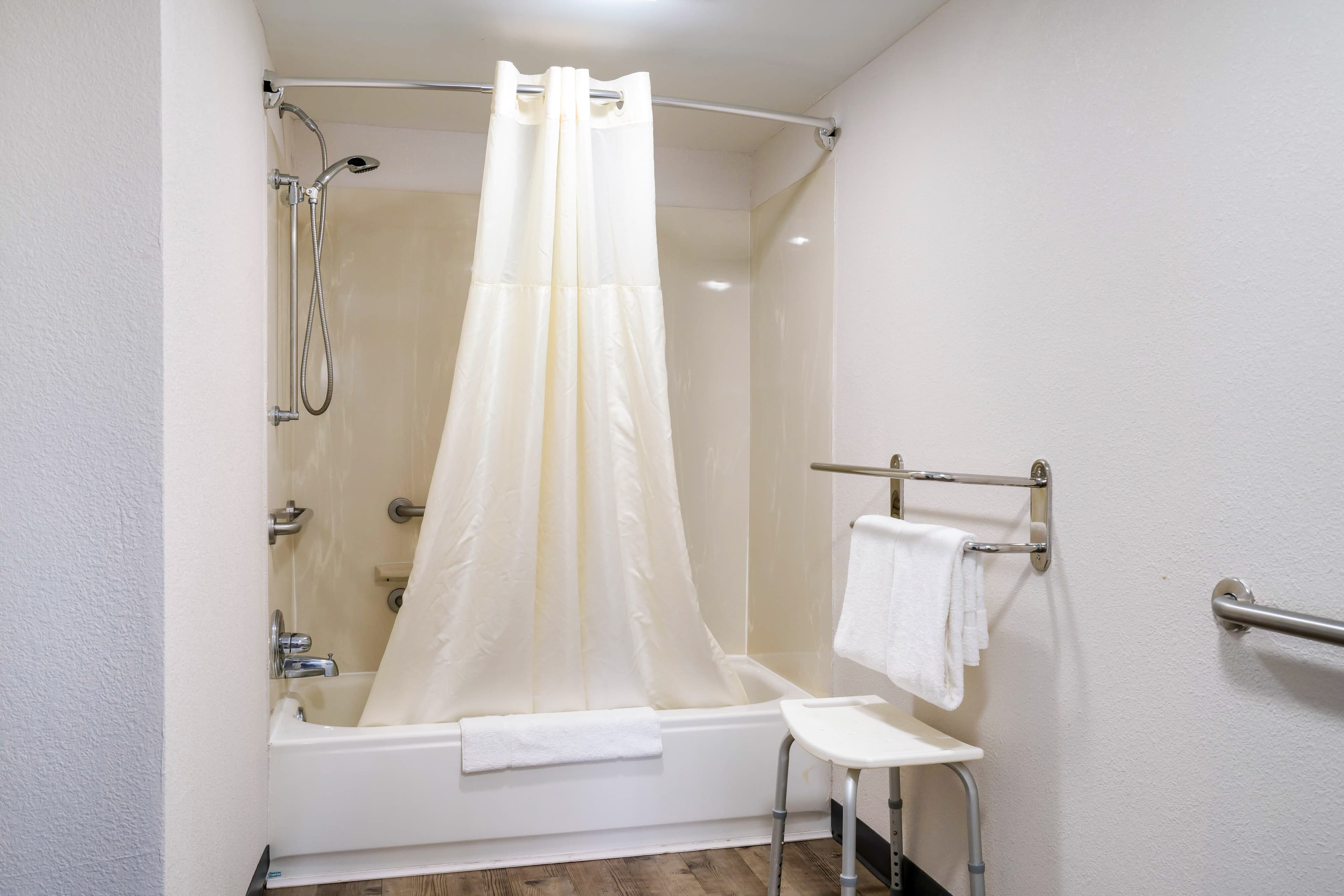 Quality Inn Greenville near University — 6