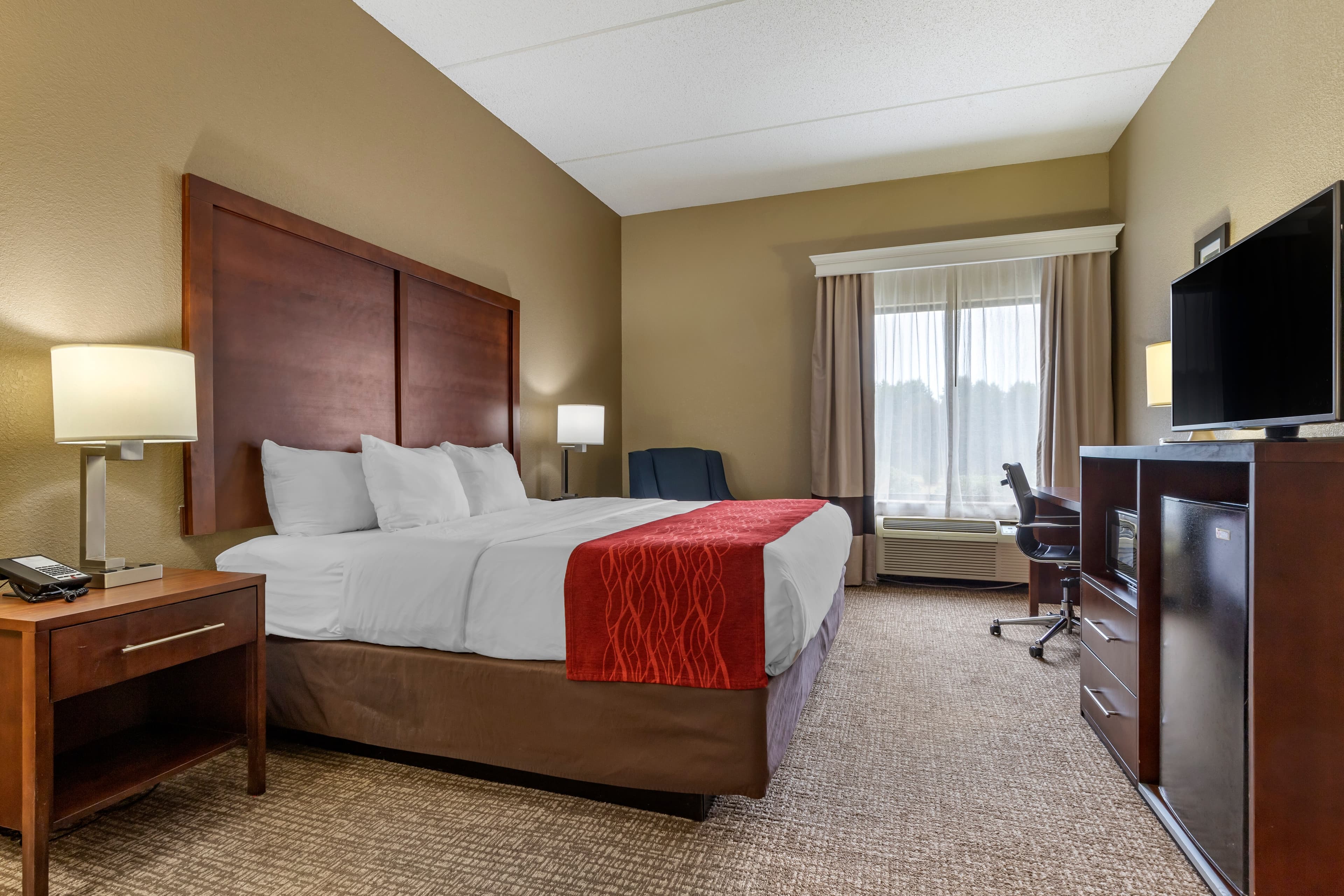 Comfort Inn & Suites Mocksville I-40 - Image 3