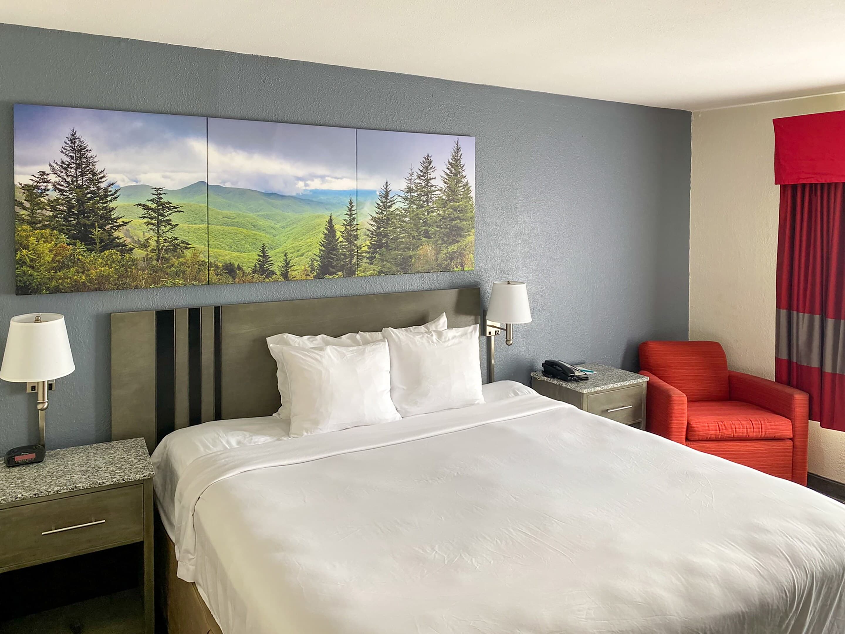 Clarion Pointe - Greensboro Coliseum Area — 8