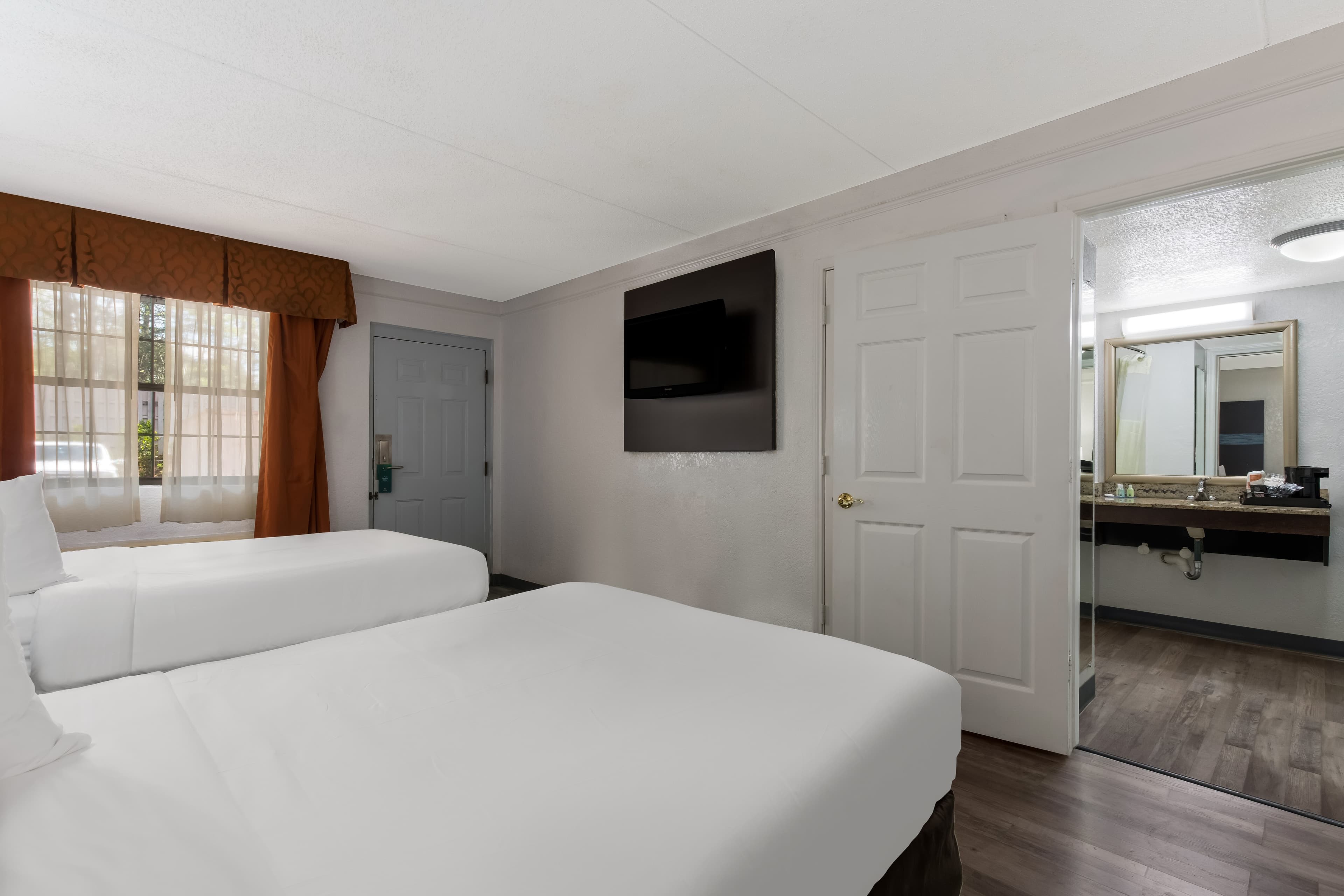 Quality Inn Charlotte Airport — 13