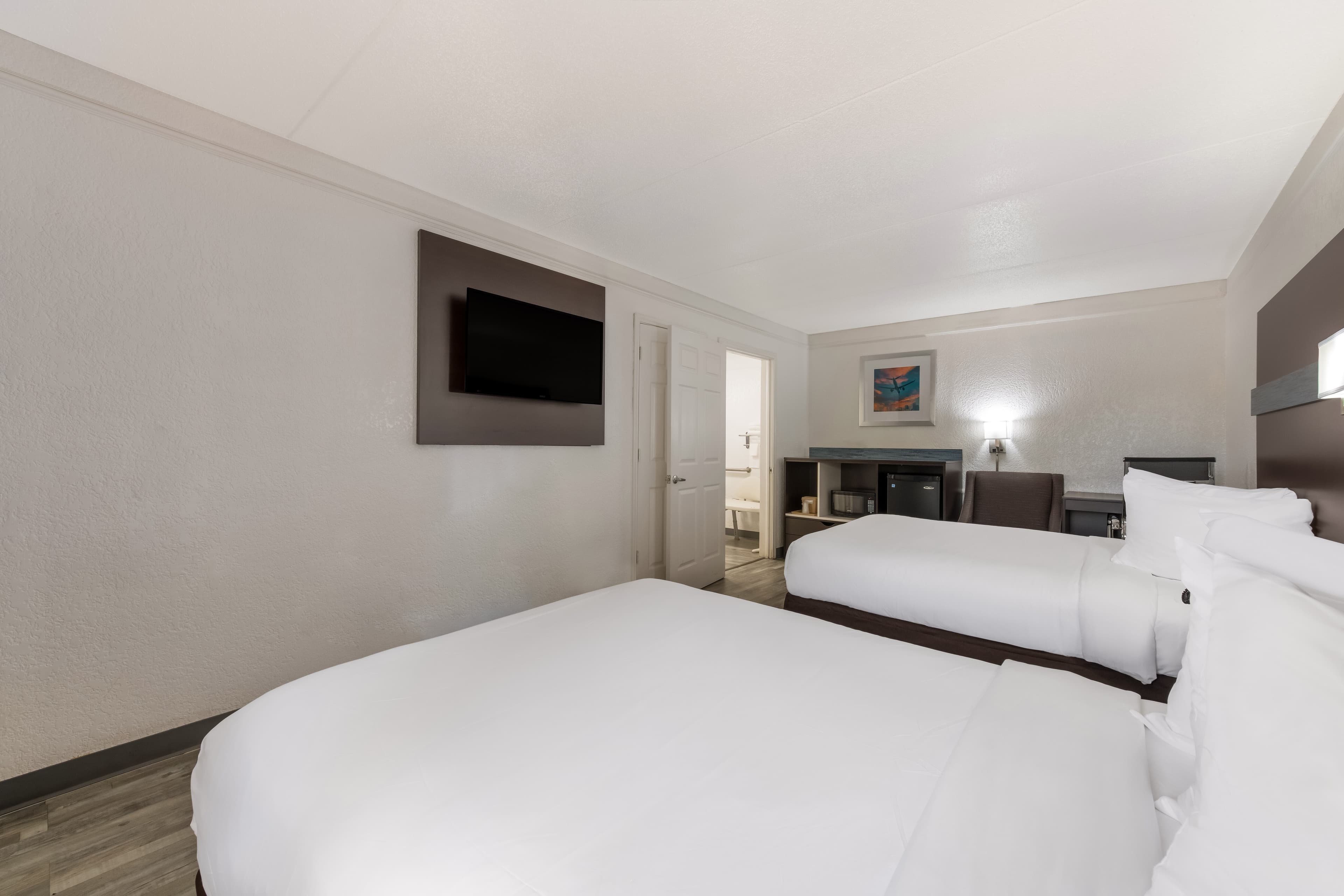 Quality Inn Charlotte Airport — 8