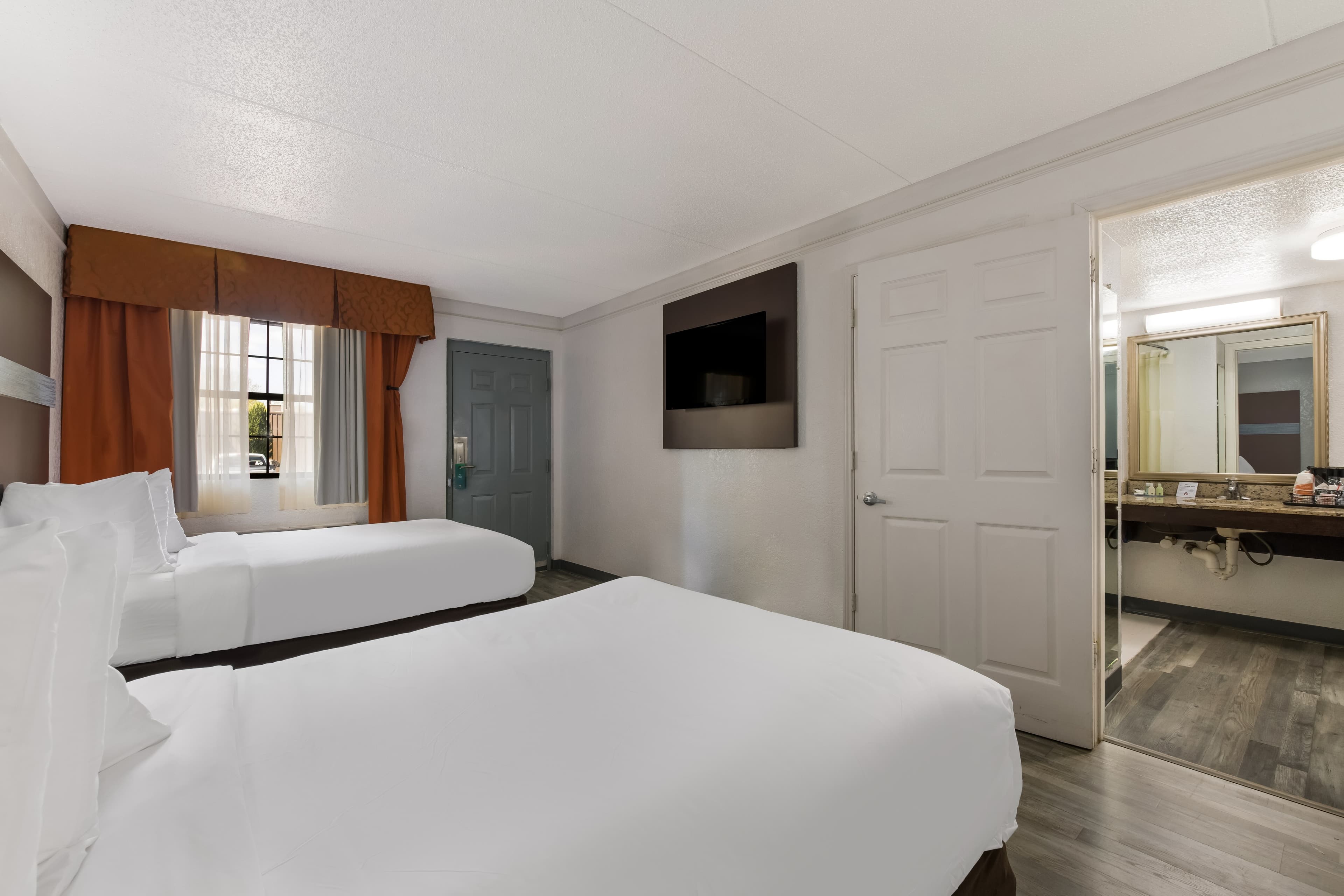 Quality Inn Charlotte Airport — 9