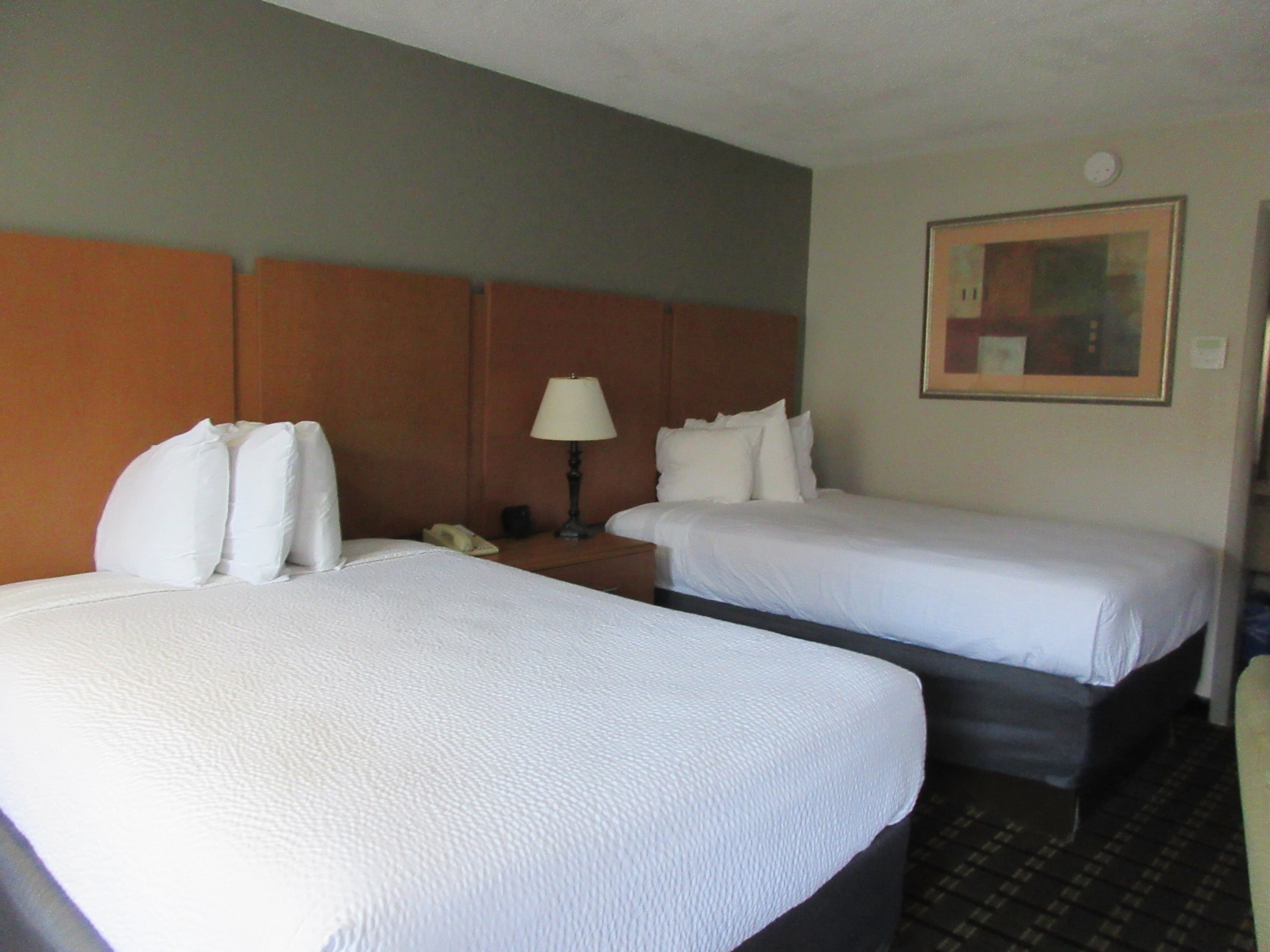 Clarion Inn Southern Pines - Pinehurst - Image 2