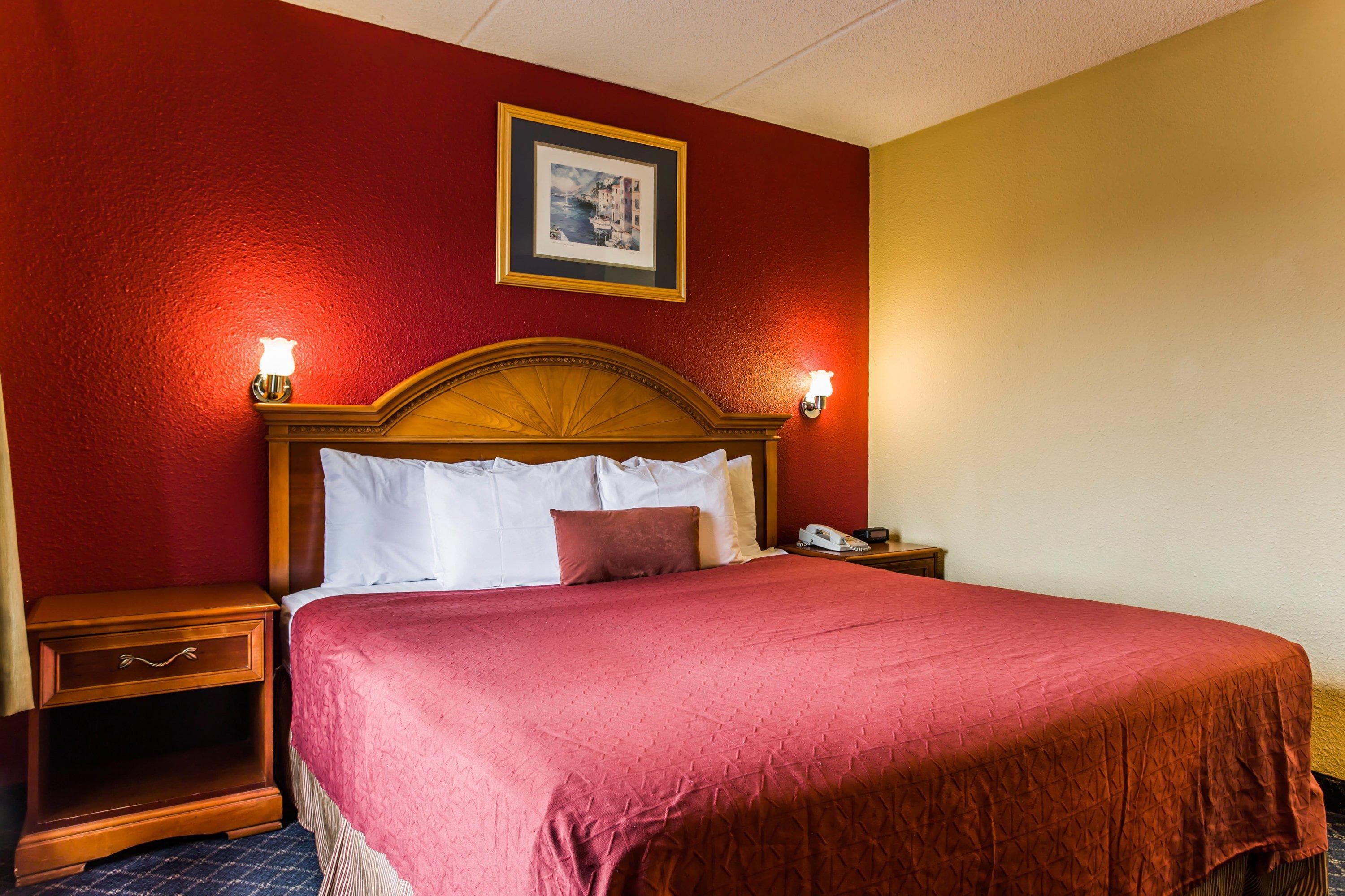 Rodeway Inn Charlotte North End - Image 4