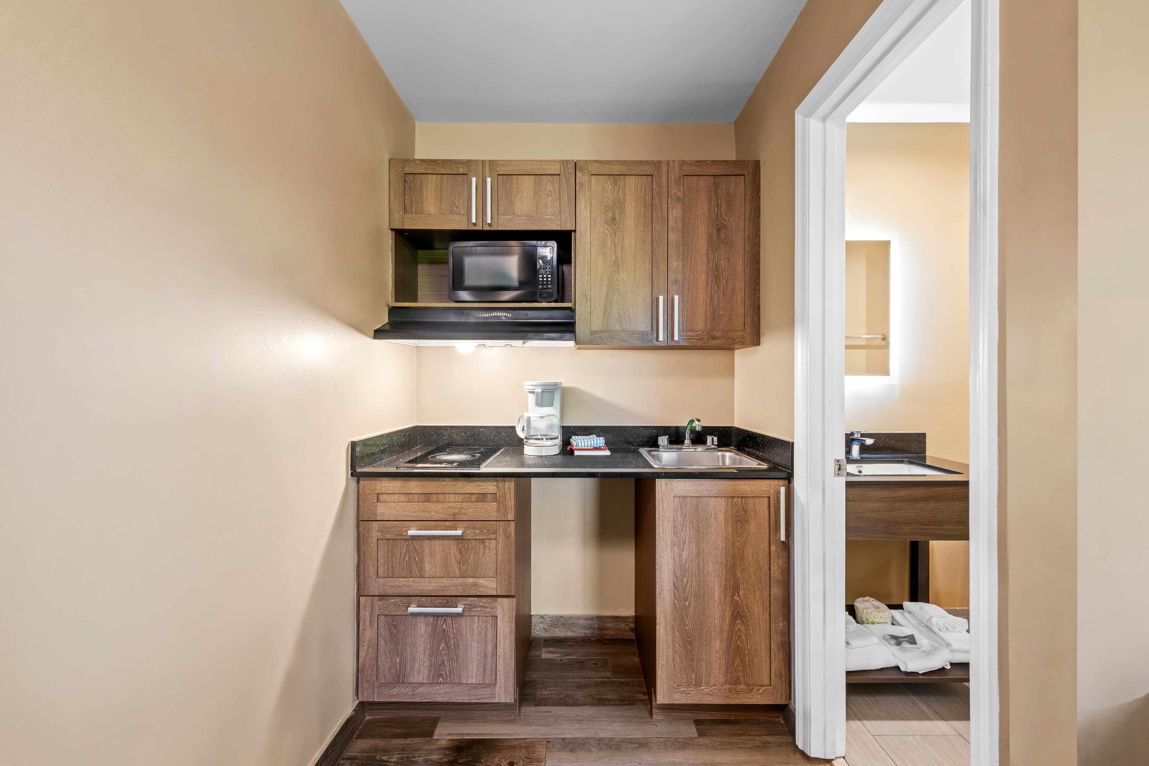 Suburban Studios Charlotte - Ballantyne — 58