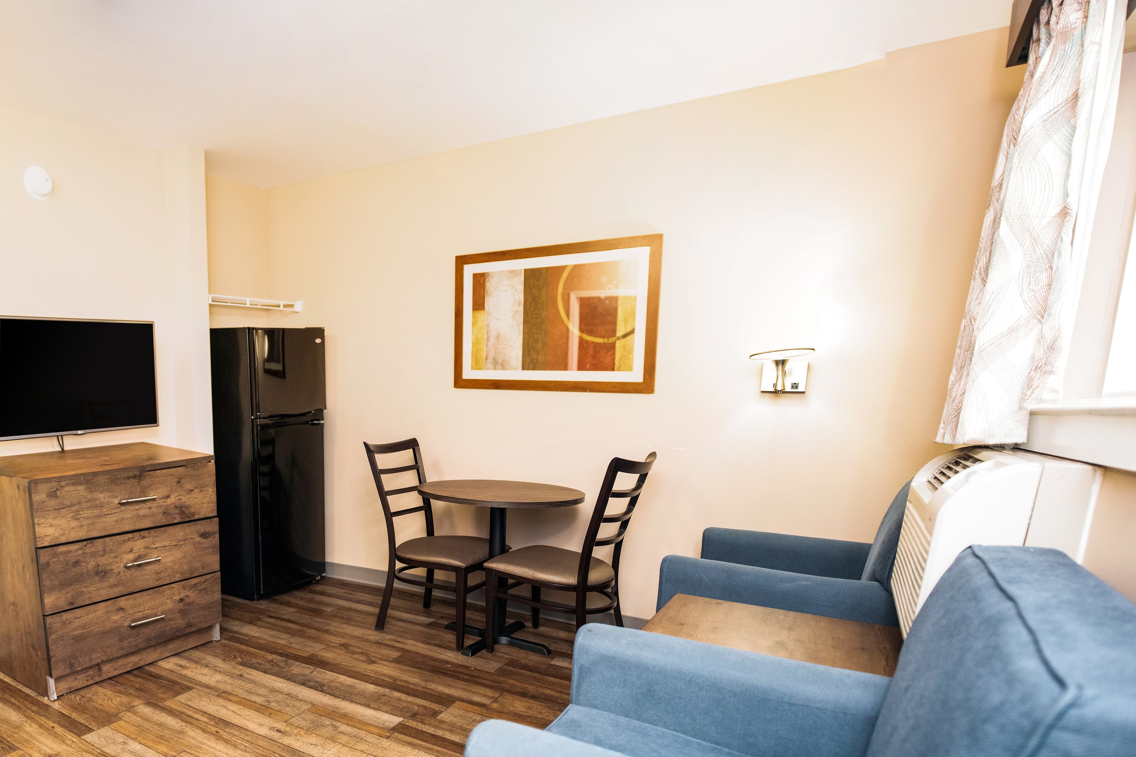 Suburban Studios Charlotte - Ballantyne — 51