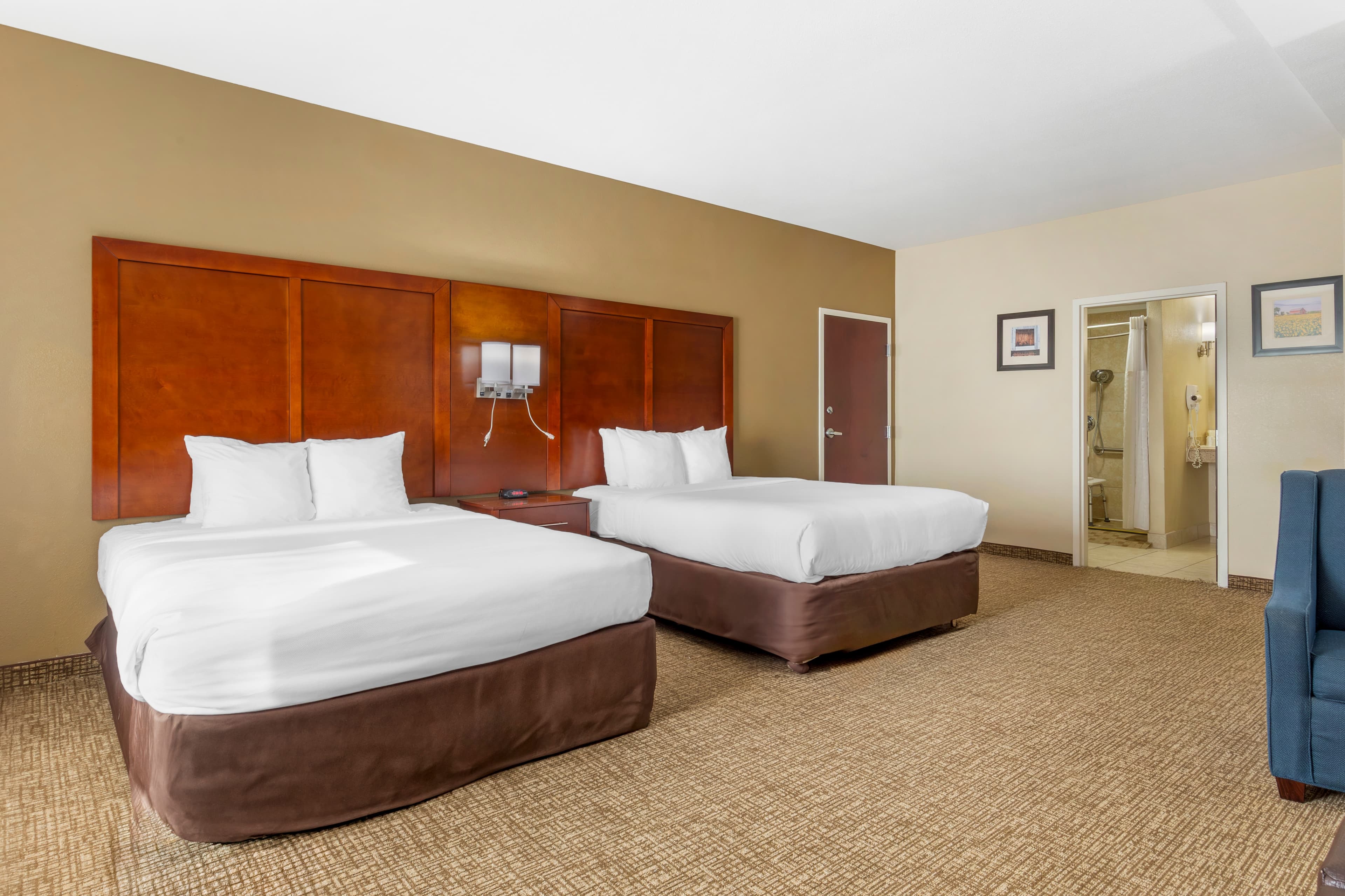 Comfort Suites Wilson - I - 95 — 7