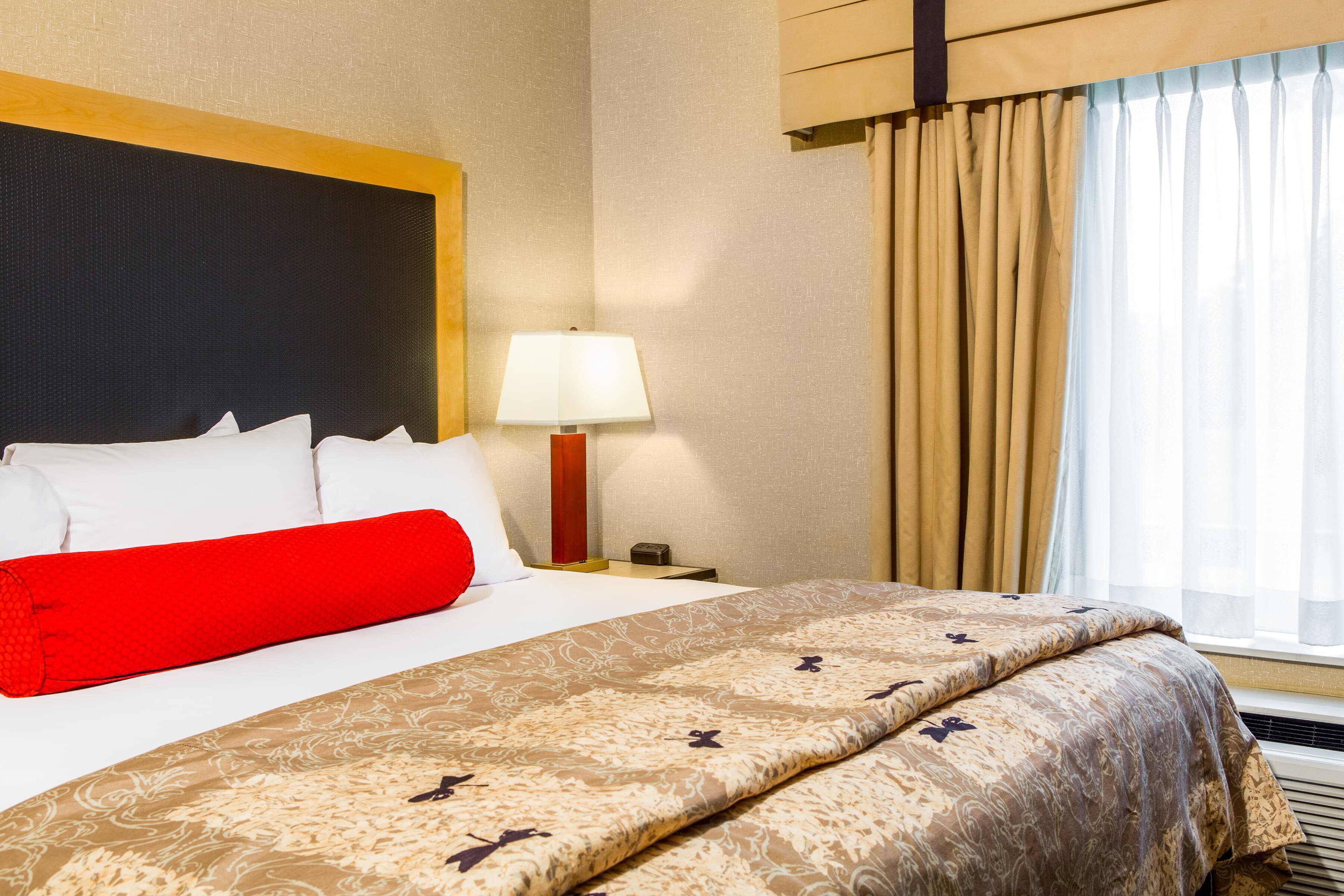 Cambria Hotel Raleigh-Durham Airport - Image 2