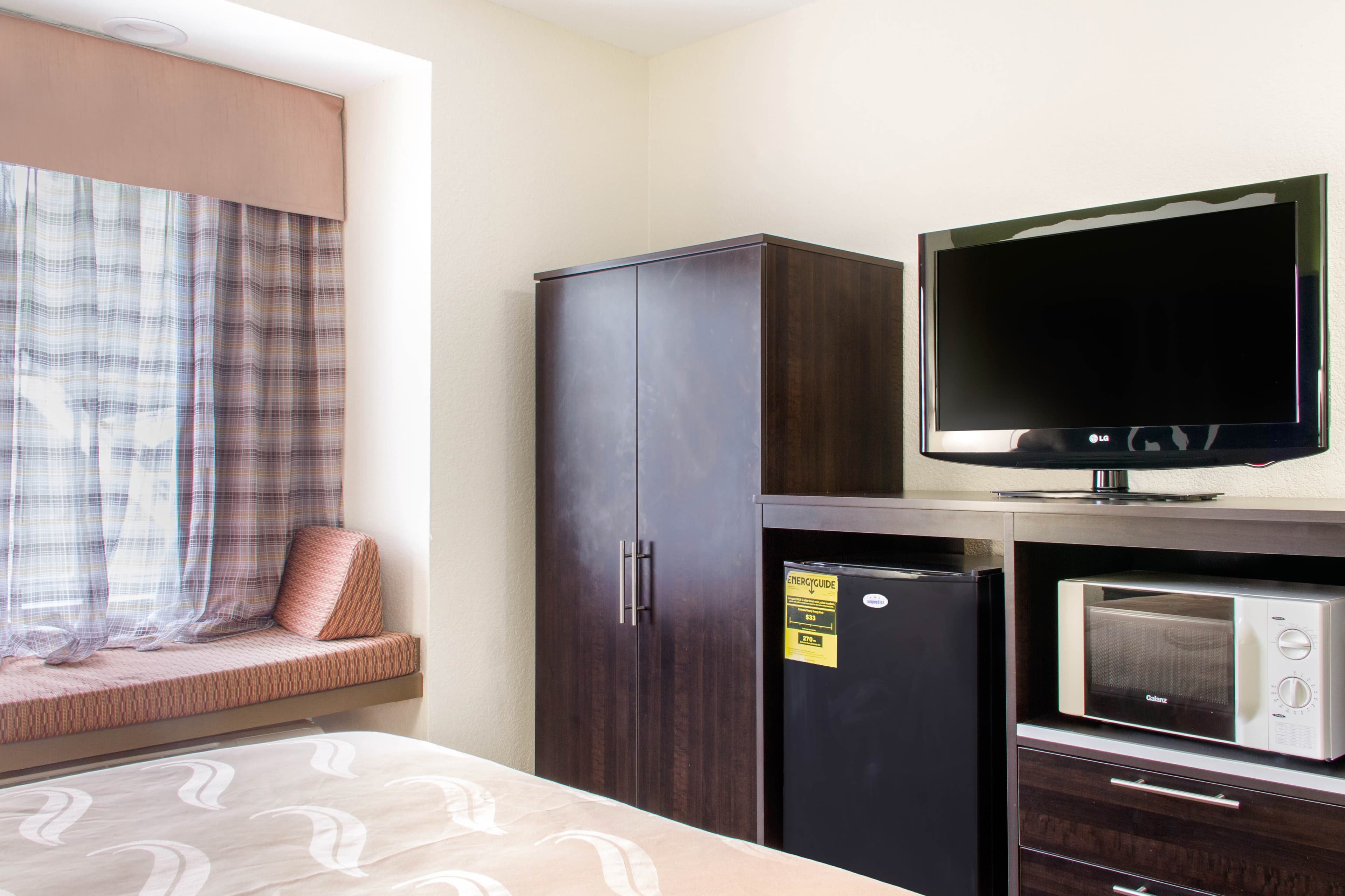 Quality Inn & Suites Maggie Valley - Cherokee Area — 8
