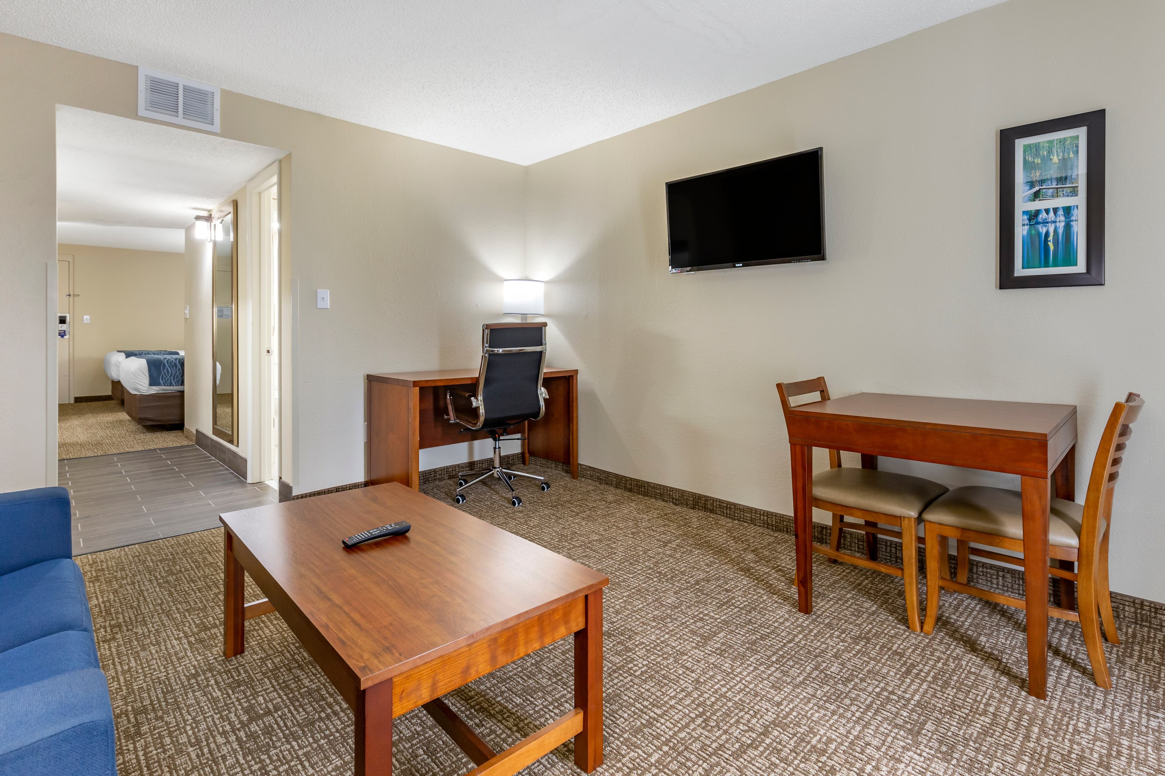 Comfort Inn & Suites Spring Lake - Fayetteville near Fort Bragg — 8