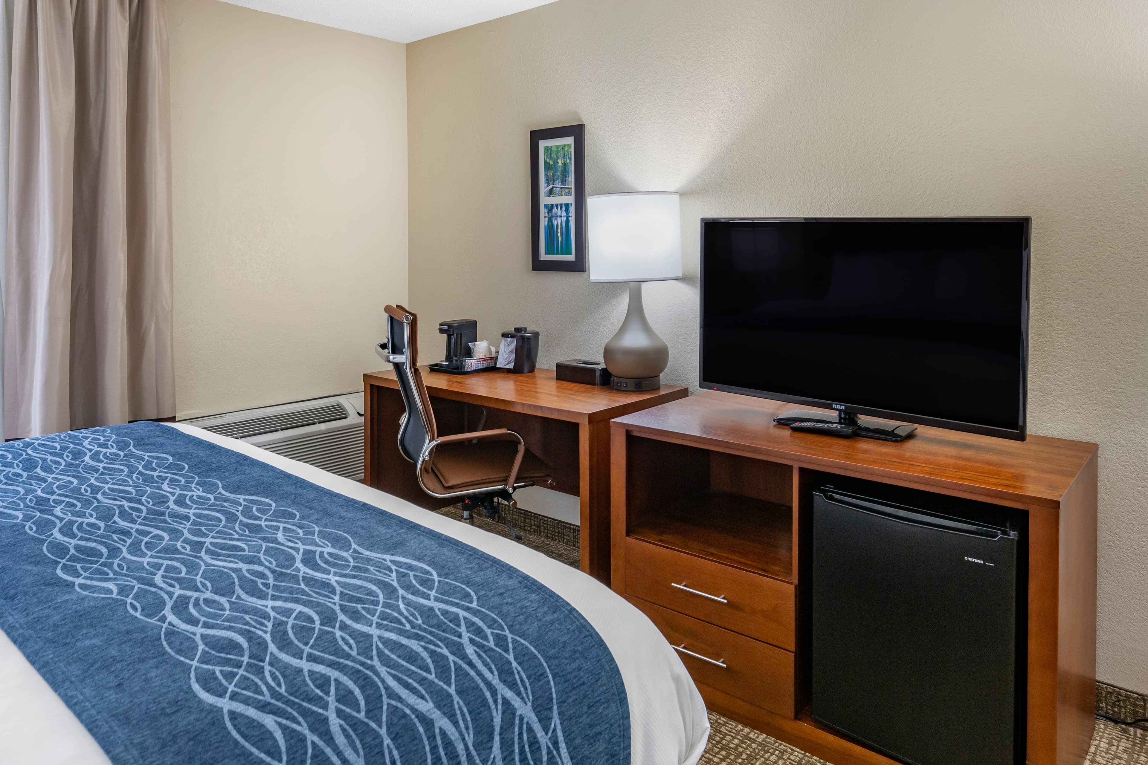 Comfort Inn & Suites Spring Lake - Fayetteville near Fort Bragg — 11