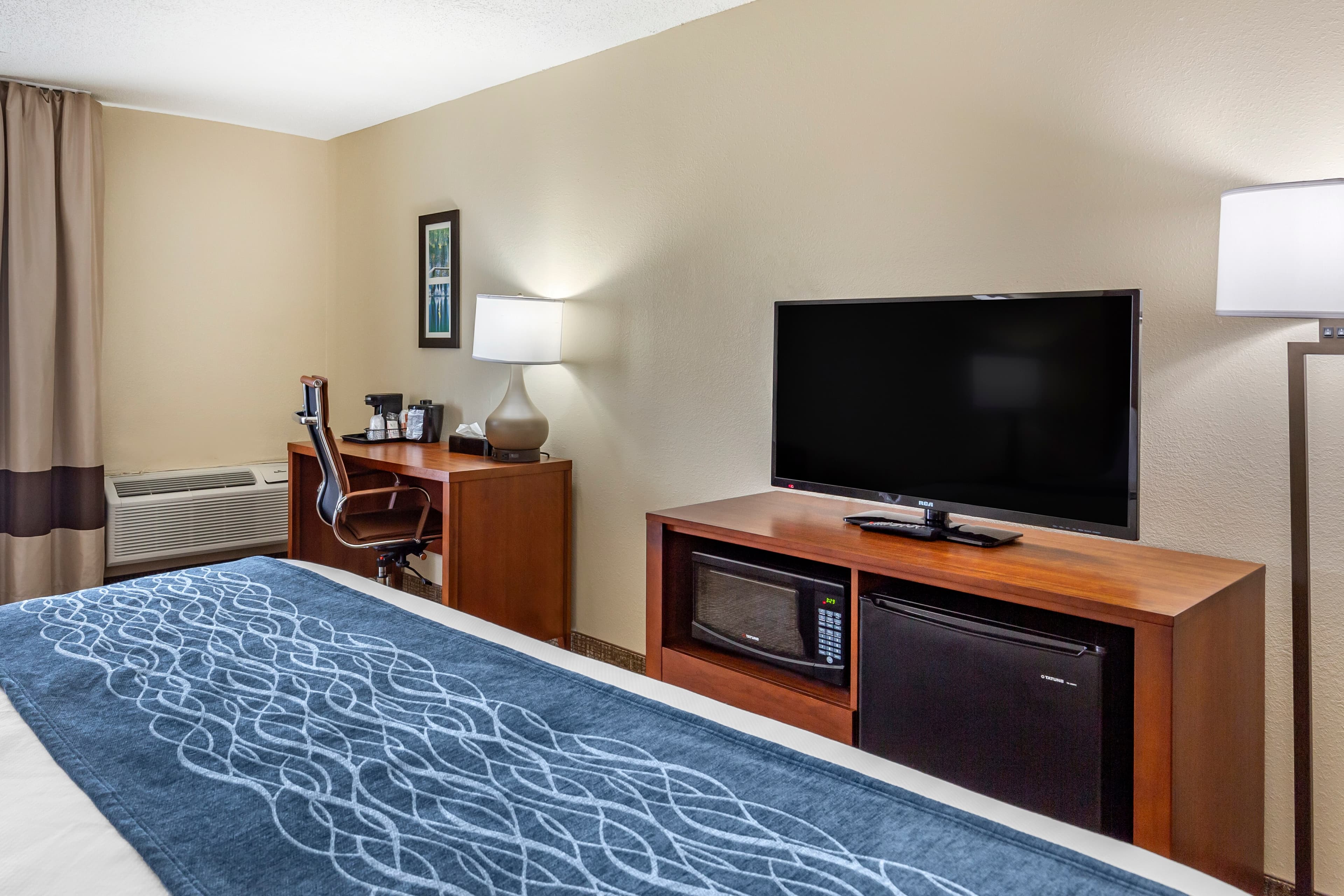 Comfort Inn & Suites Spring Lake - Fayetteville near Fort Bragg — 15