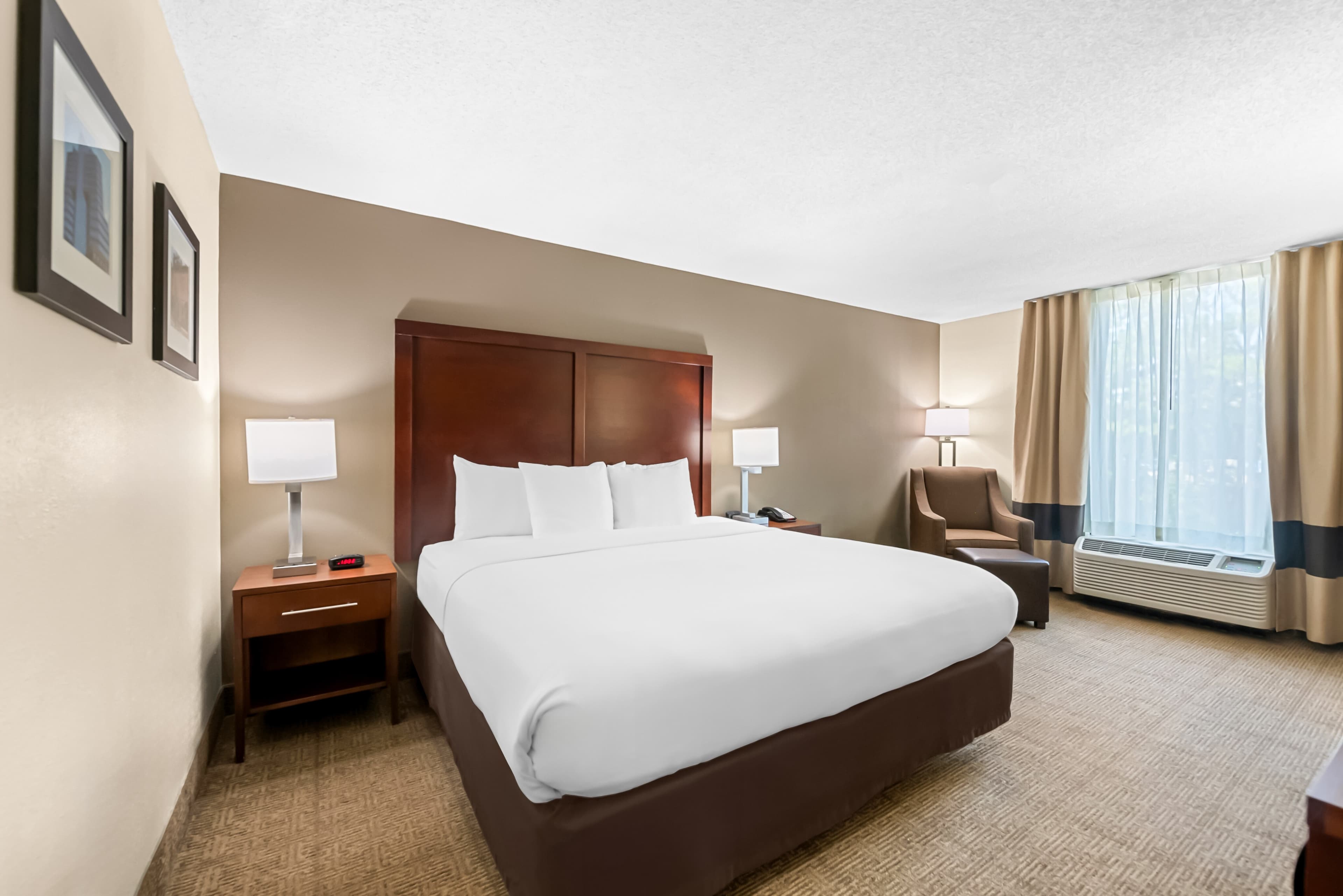 Comfort Inn & Suites Durham near Duke University — 9