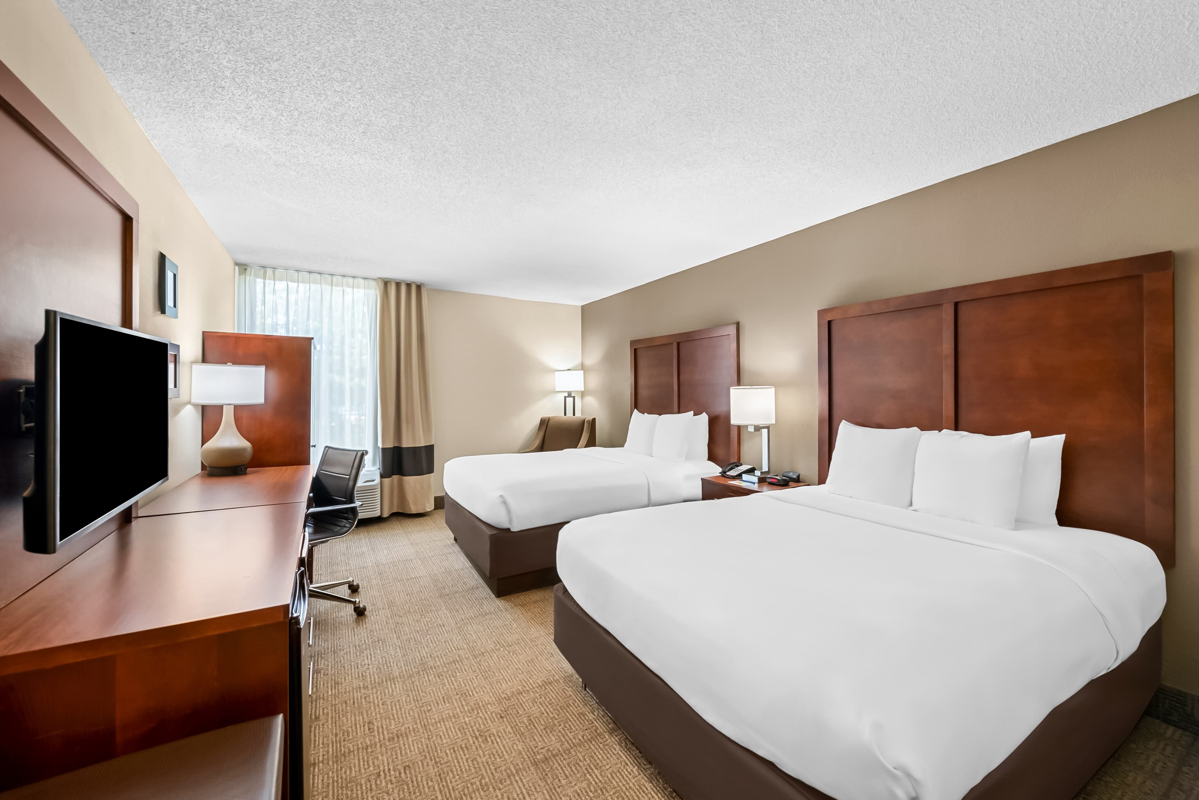 Comfort Inn & Suites Durham near Duke University — 12