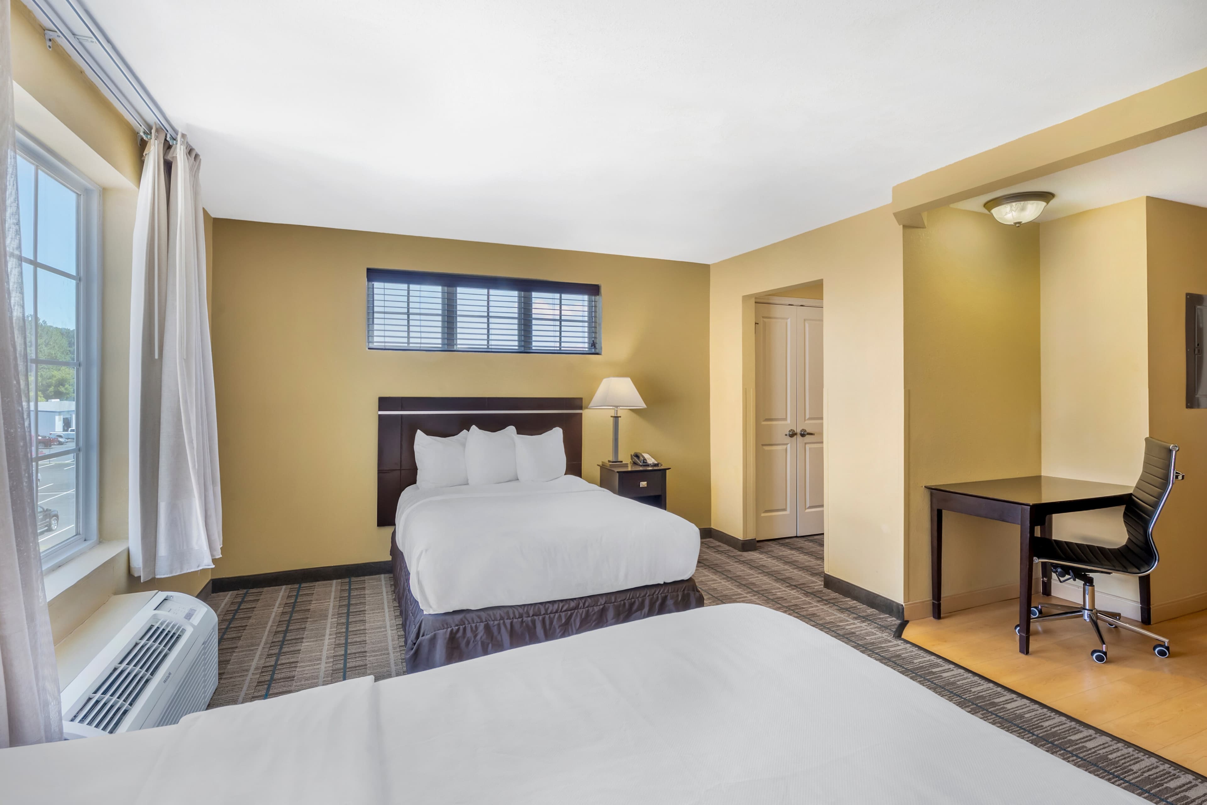 MainStay Suites Jacksonville near Camp Lejeune — 20