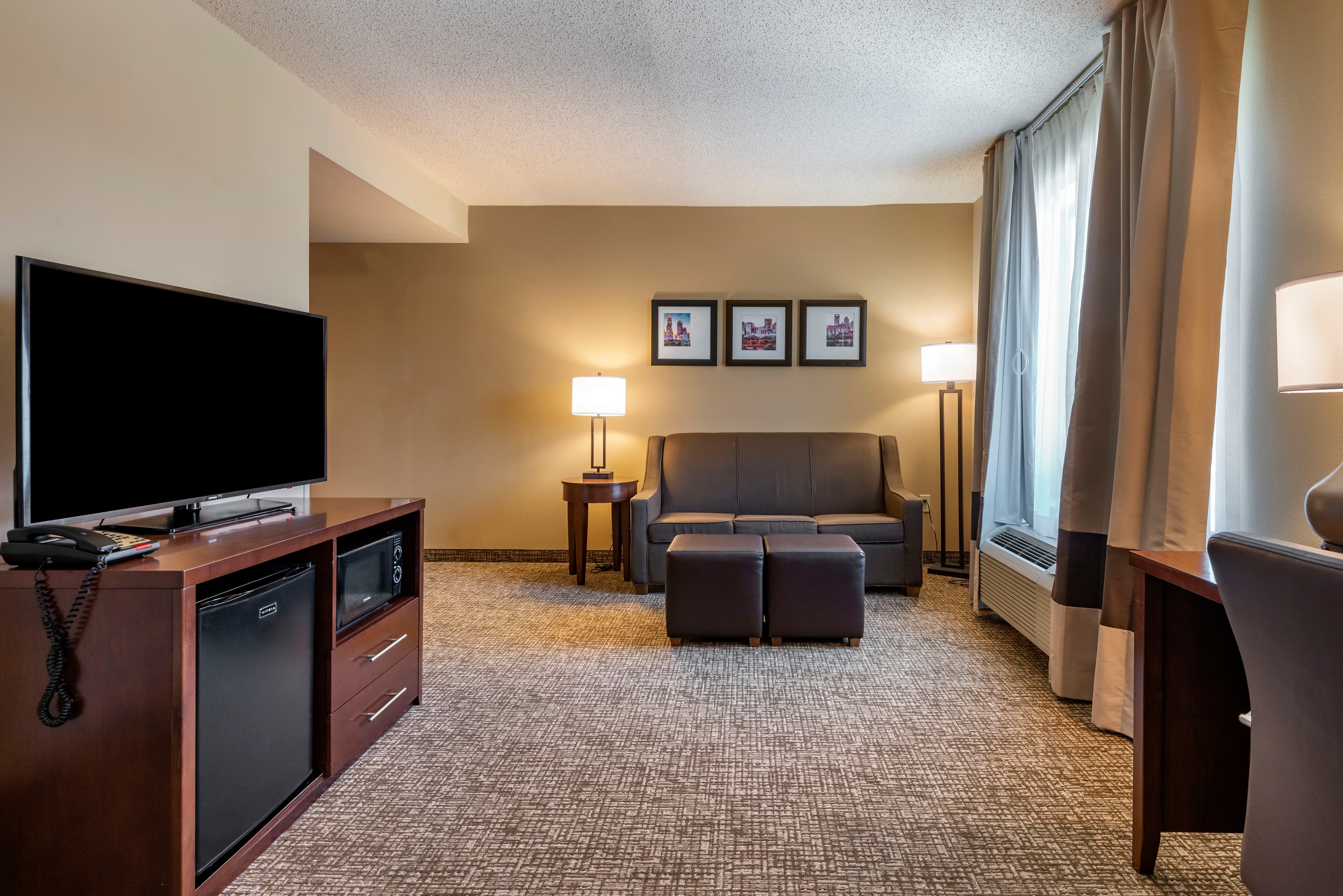 Comfort Suites Huntersville near Lake Norman — 9