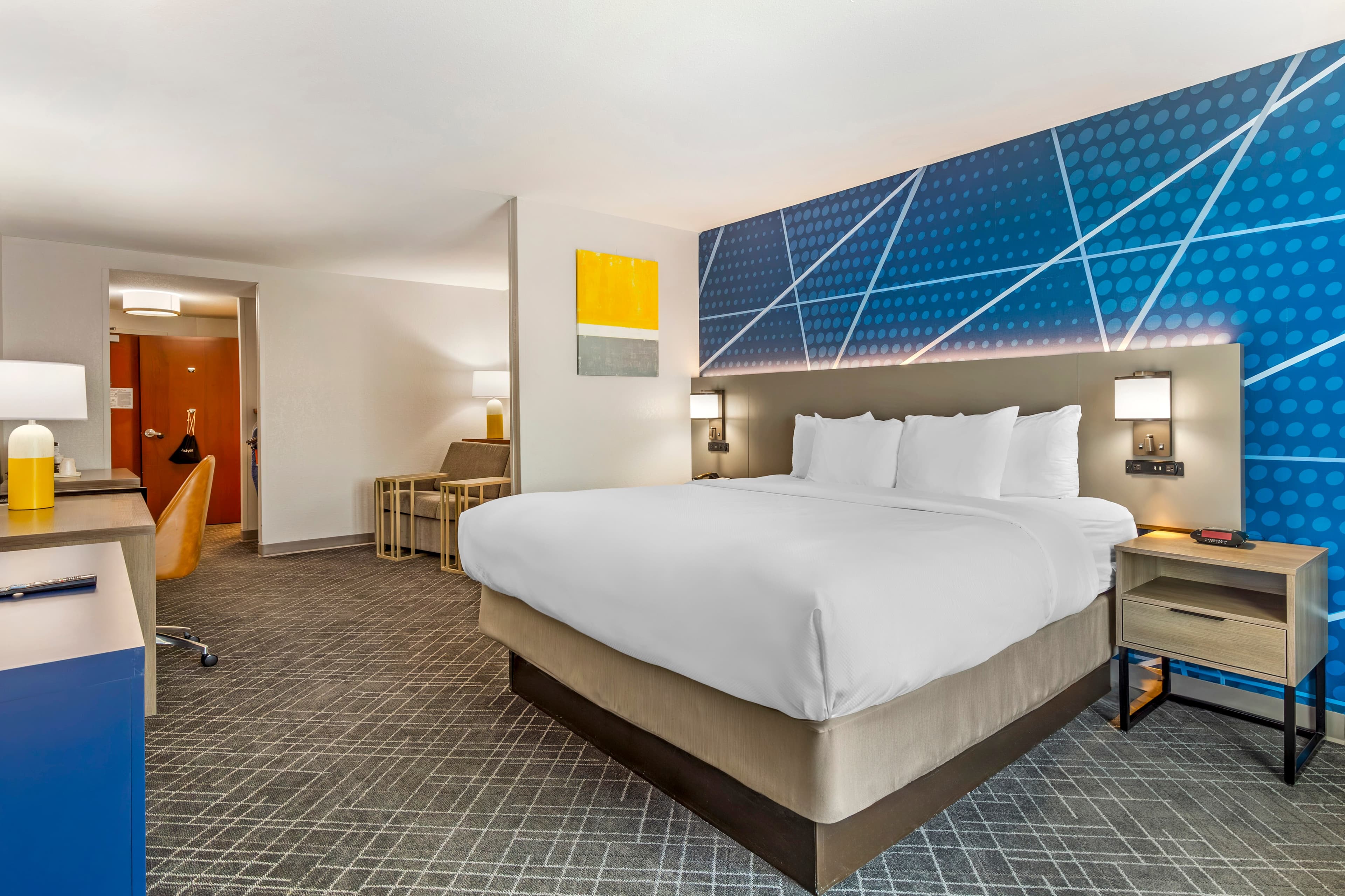 Comfort Suites Whitsett - Greensboro East - Image 3