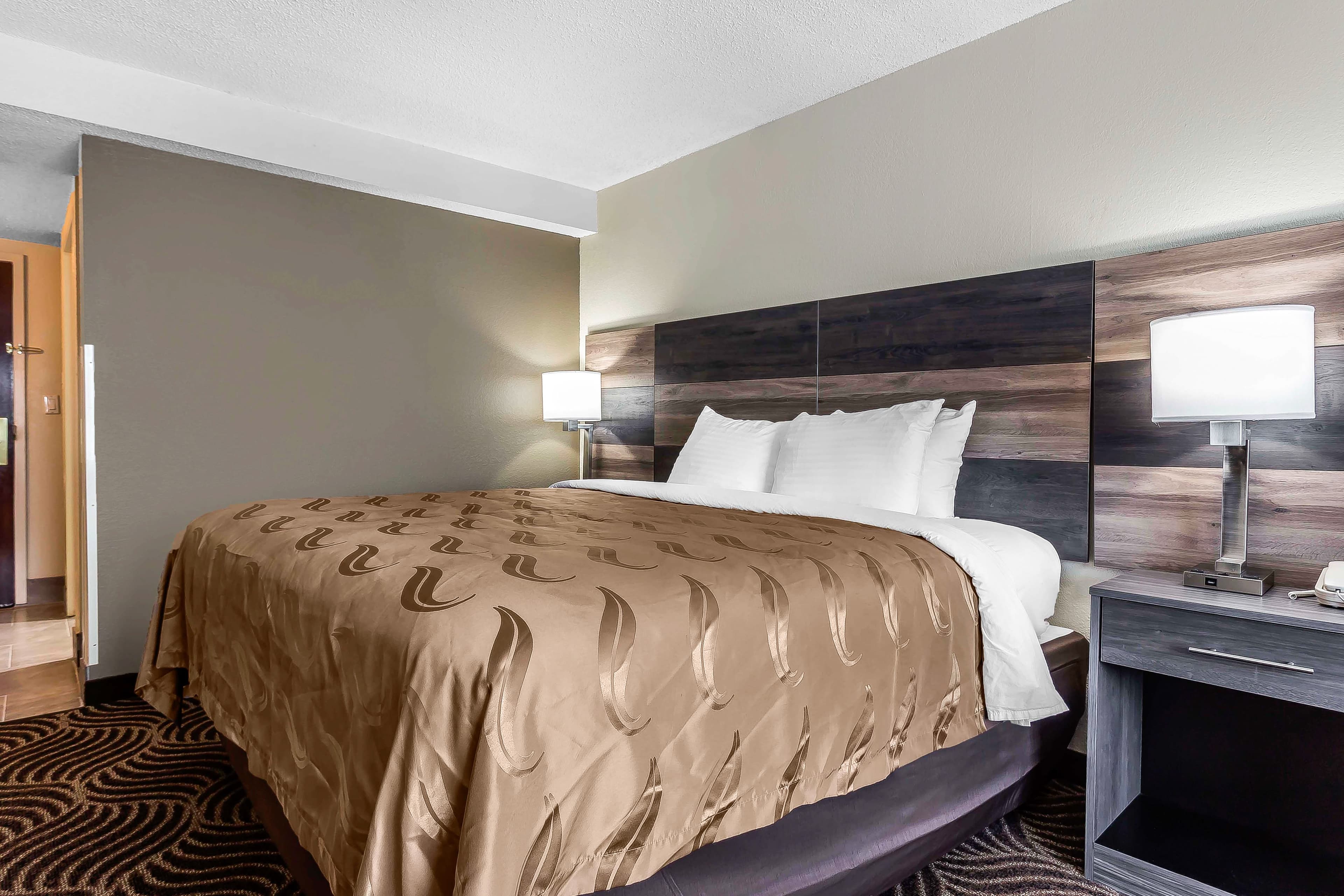 Quality Inn & Suites Salisbury South — 7