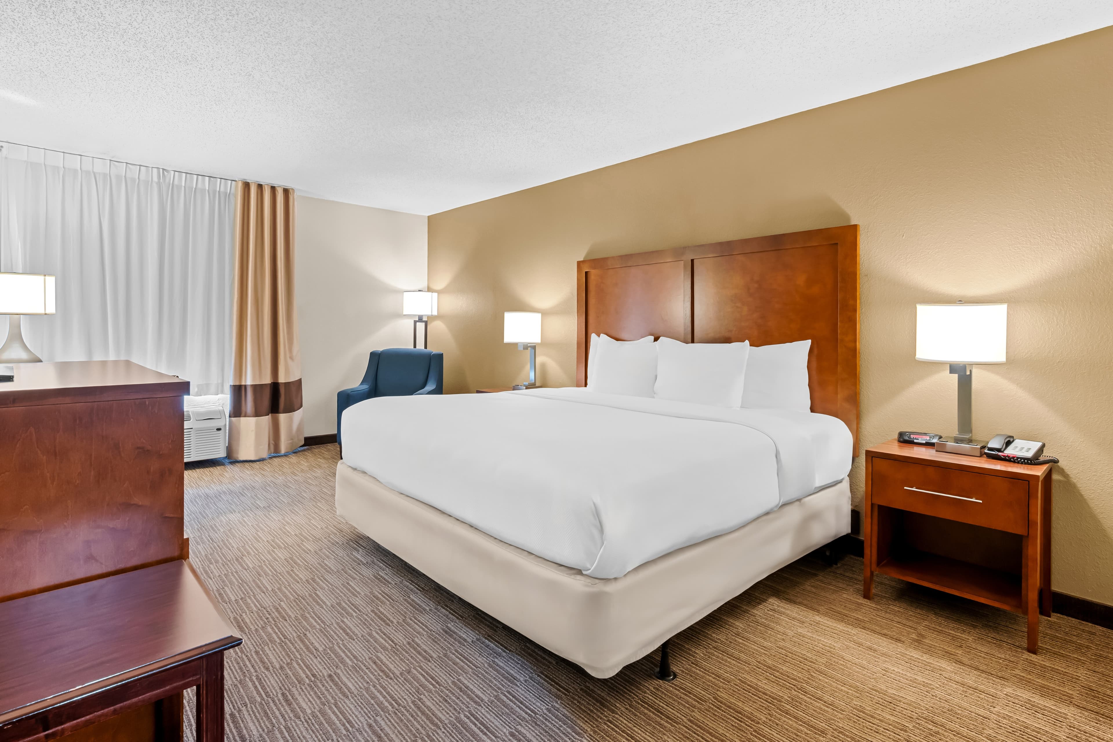 Comfort Inn & Suites Oxford South - Image 2
