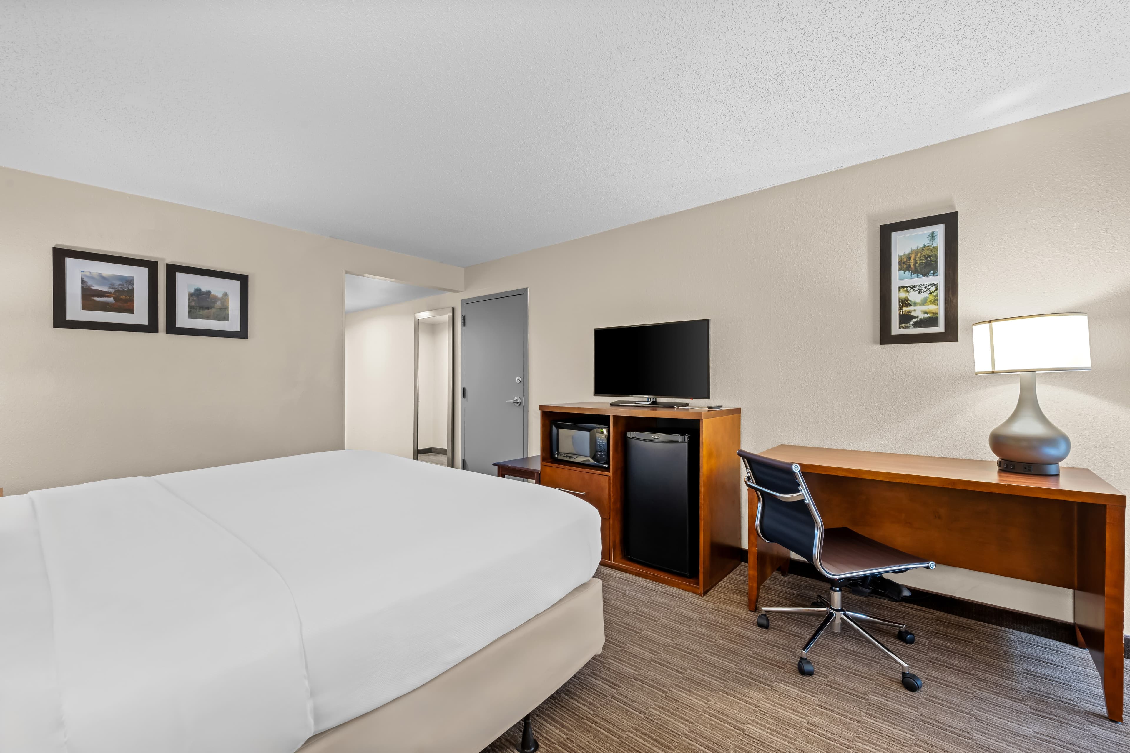 Comfort Inn & Suites Oxford South - Image 3