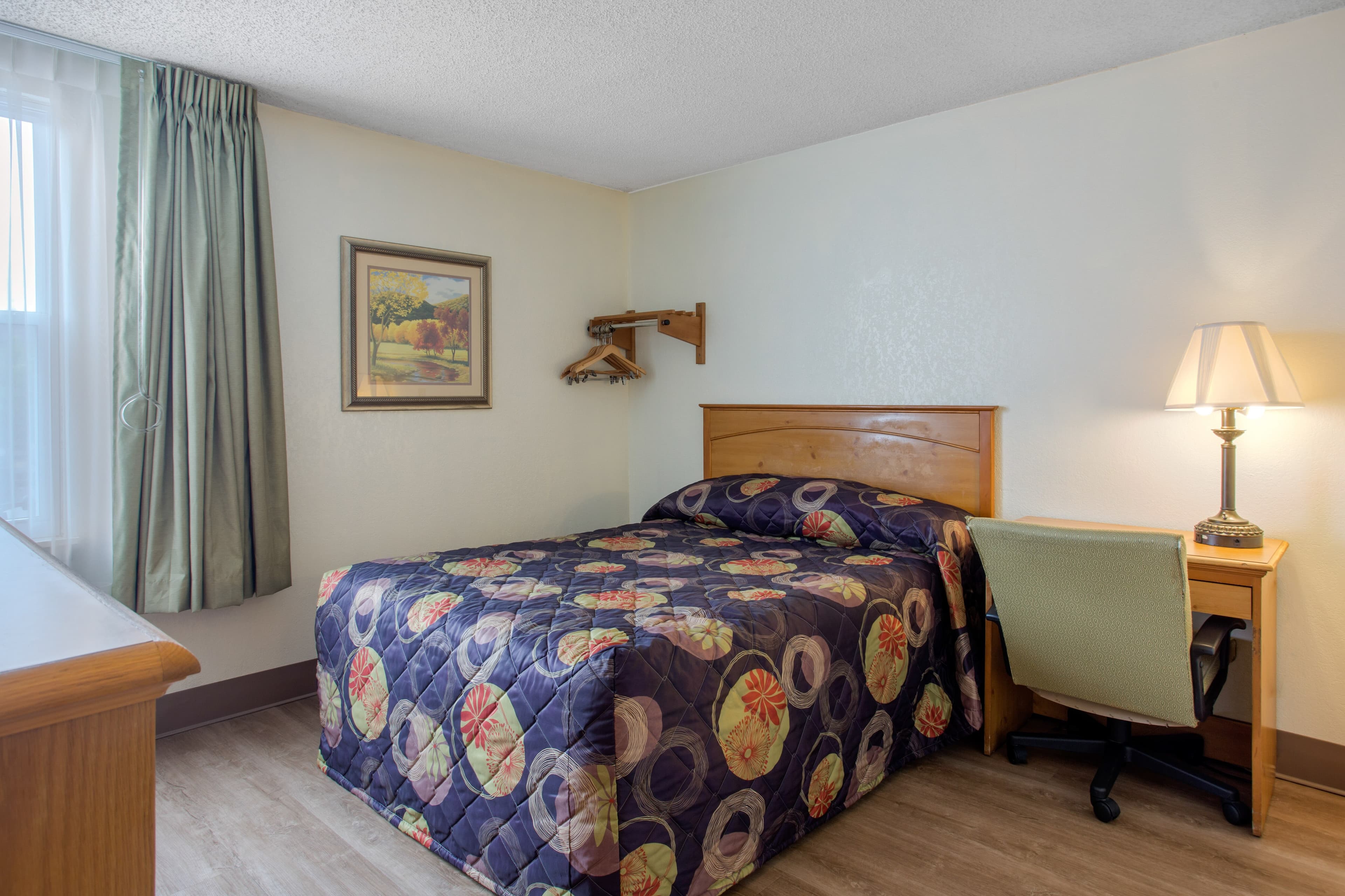 Rodeway Inn Asheville — 9