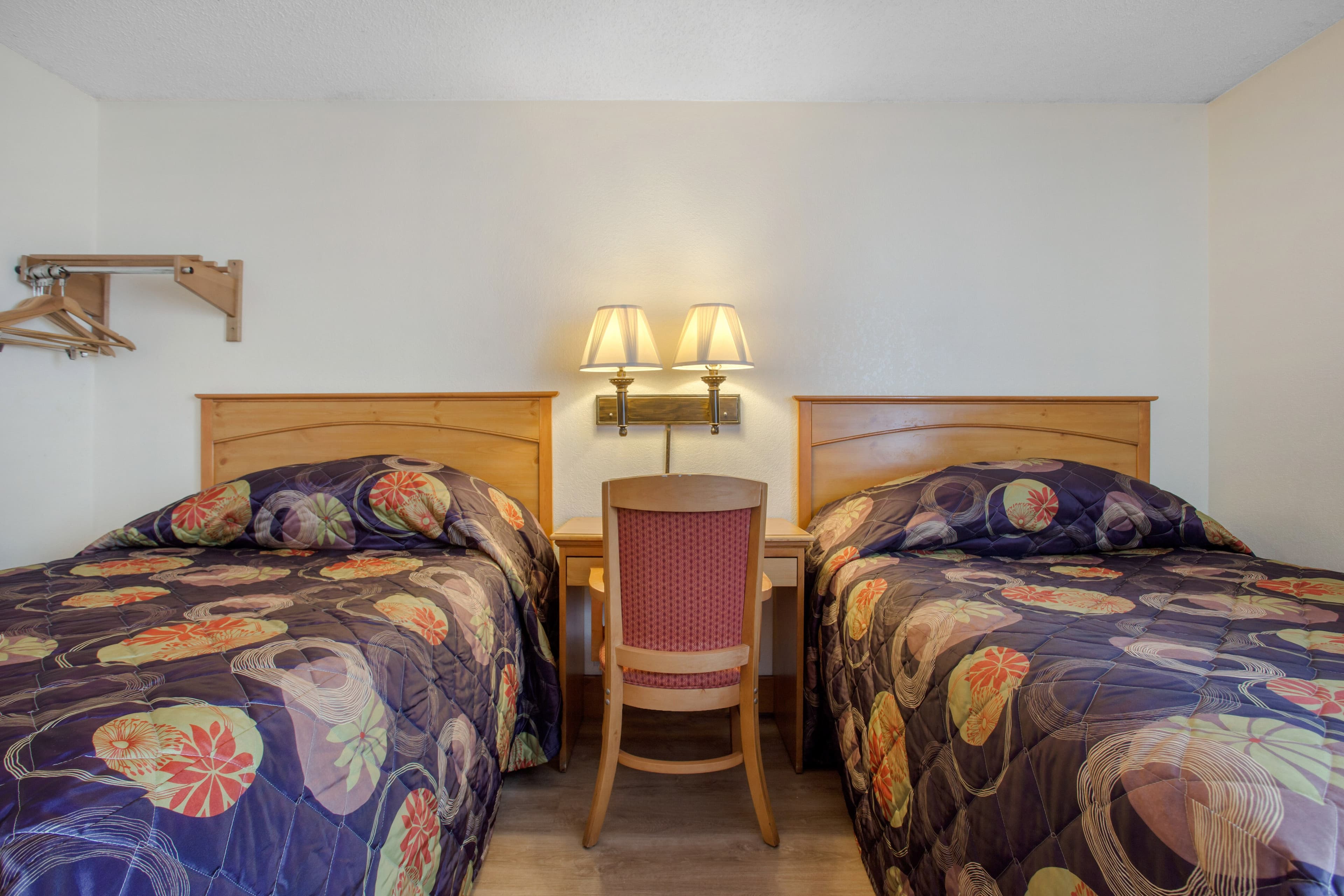 Rodeway Inn Asheville - Image 4