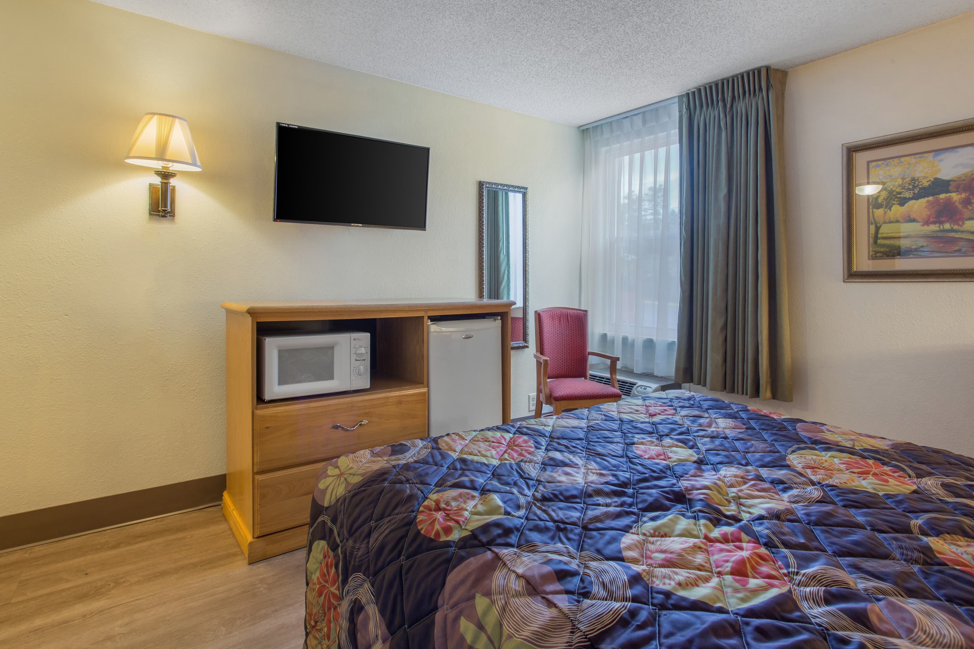 Rodeway Inn Asheville — 23