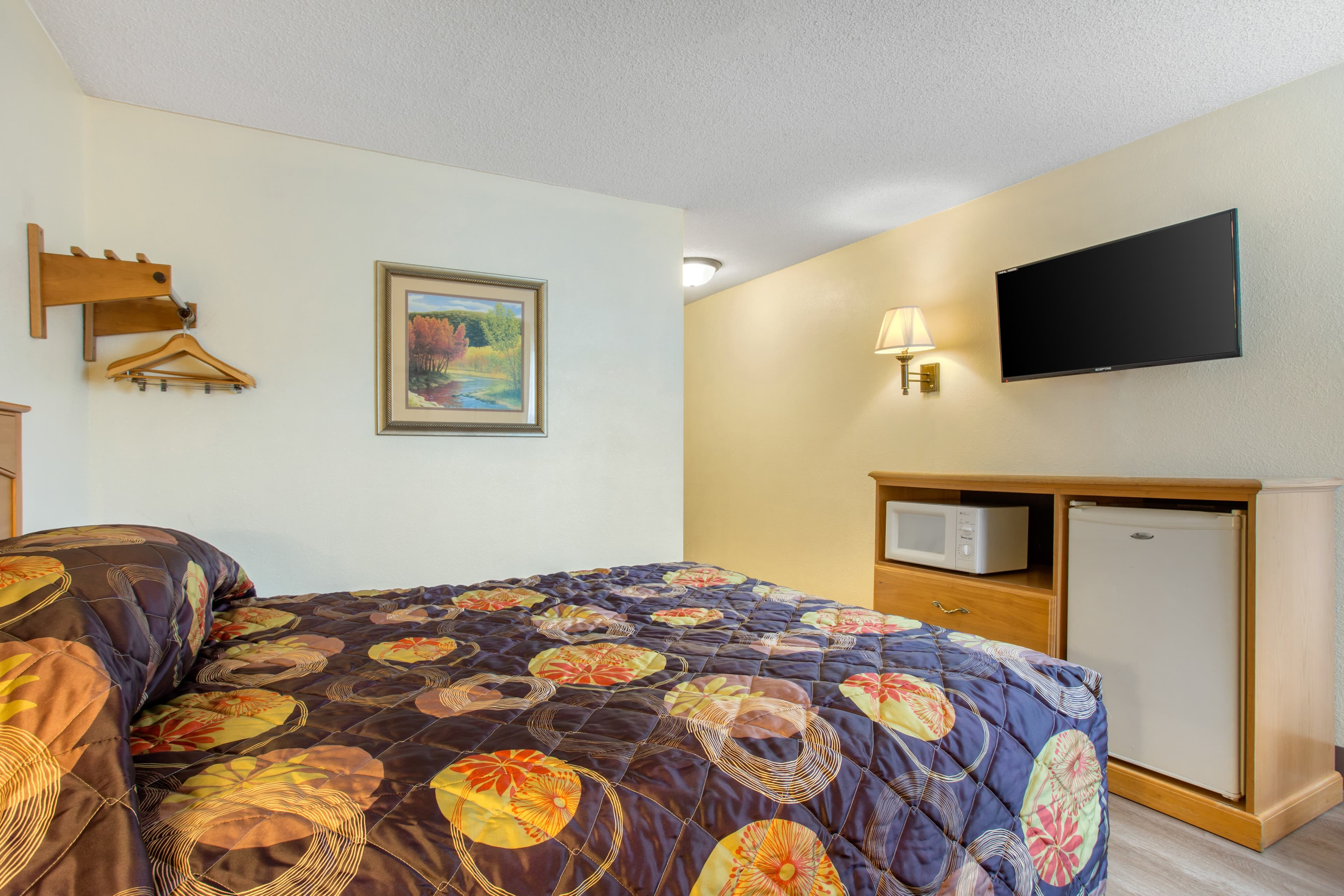Rodeway Inn Asheville — 25