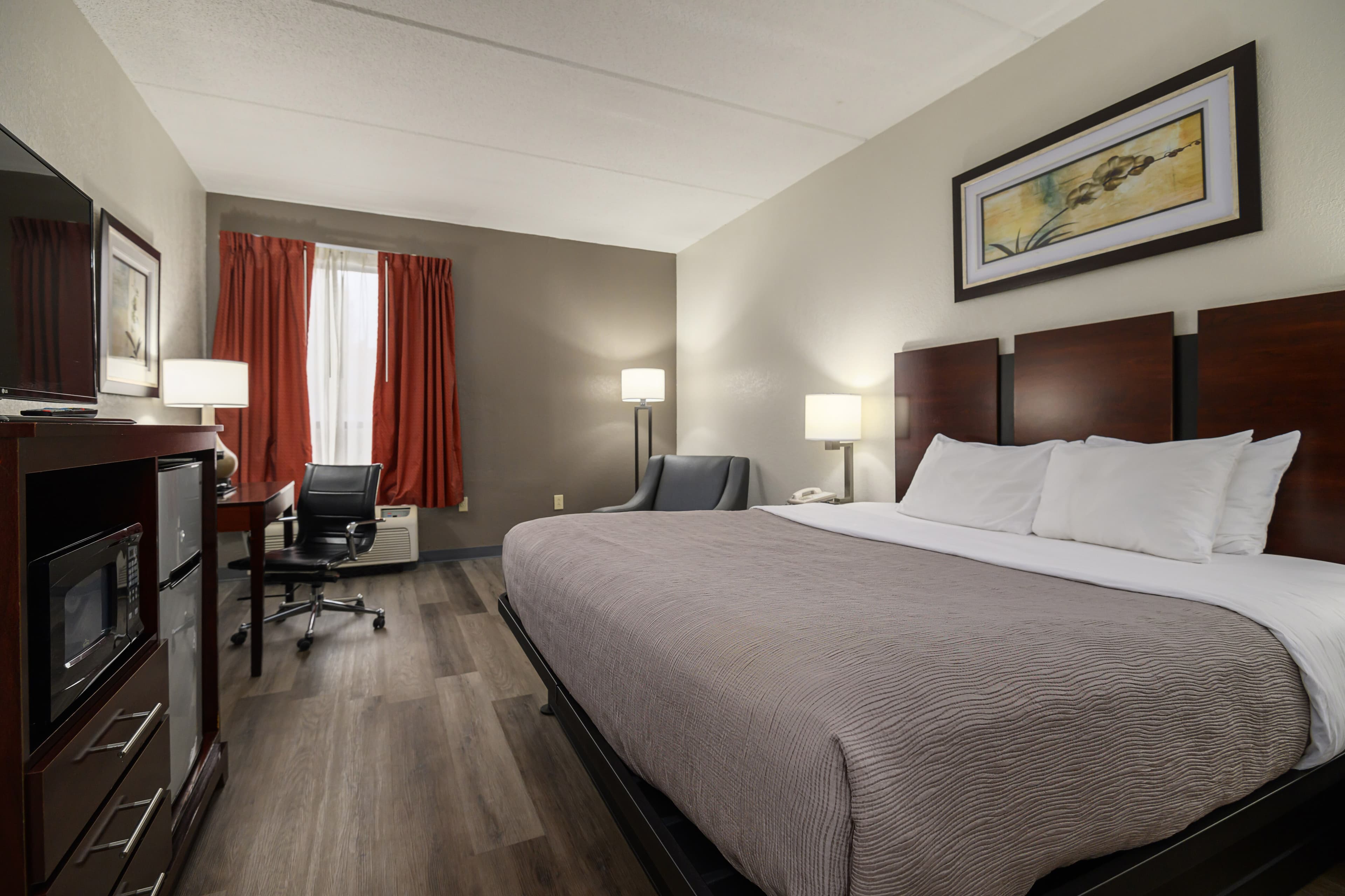 Quality Inn & Suites Lexington South — 6