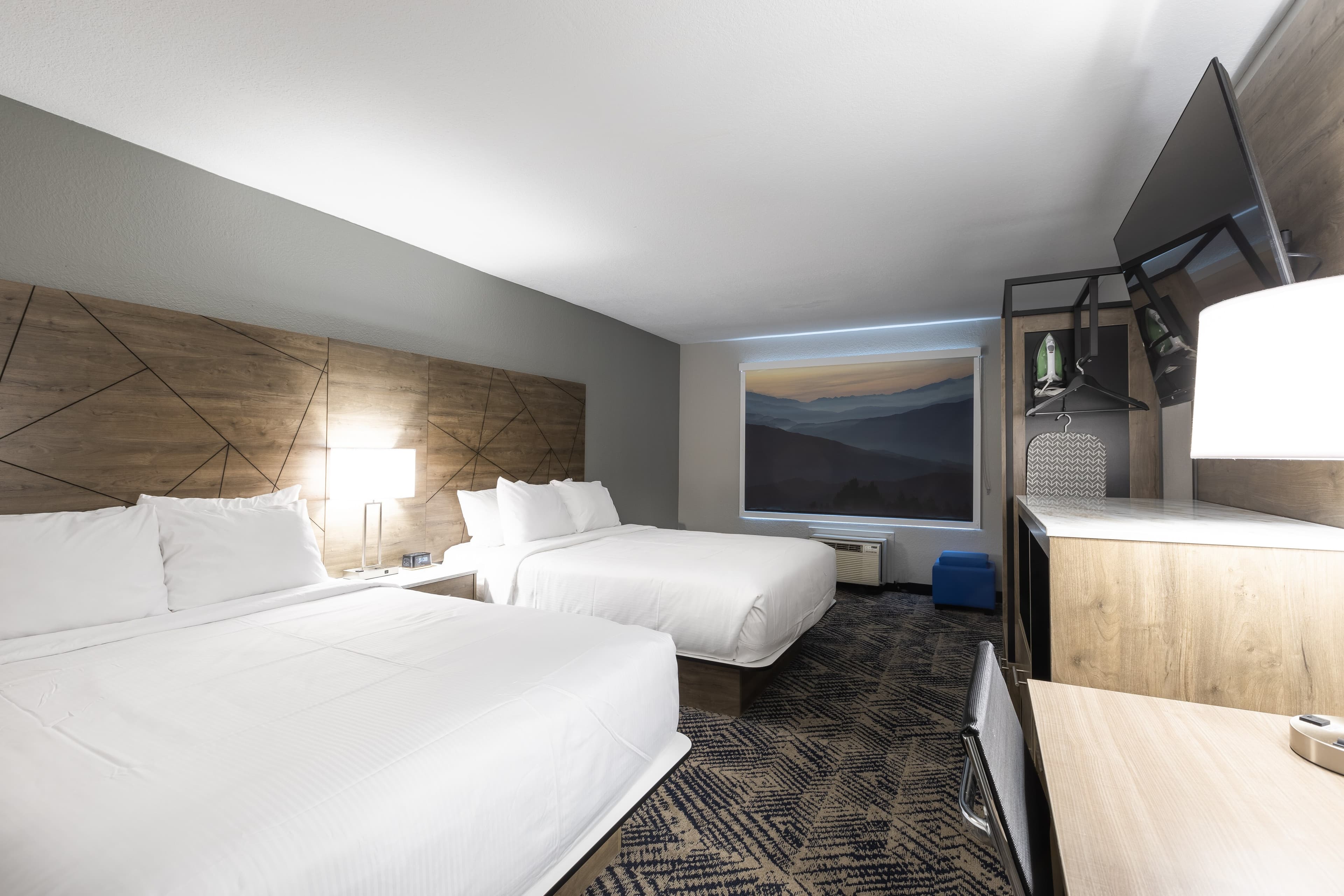 Rodeway Inn & Suites near Outlet Mall - Asheville — 8