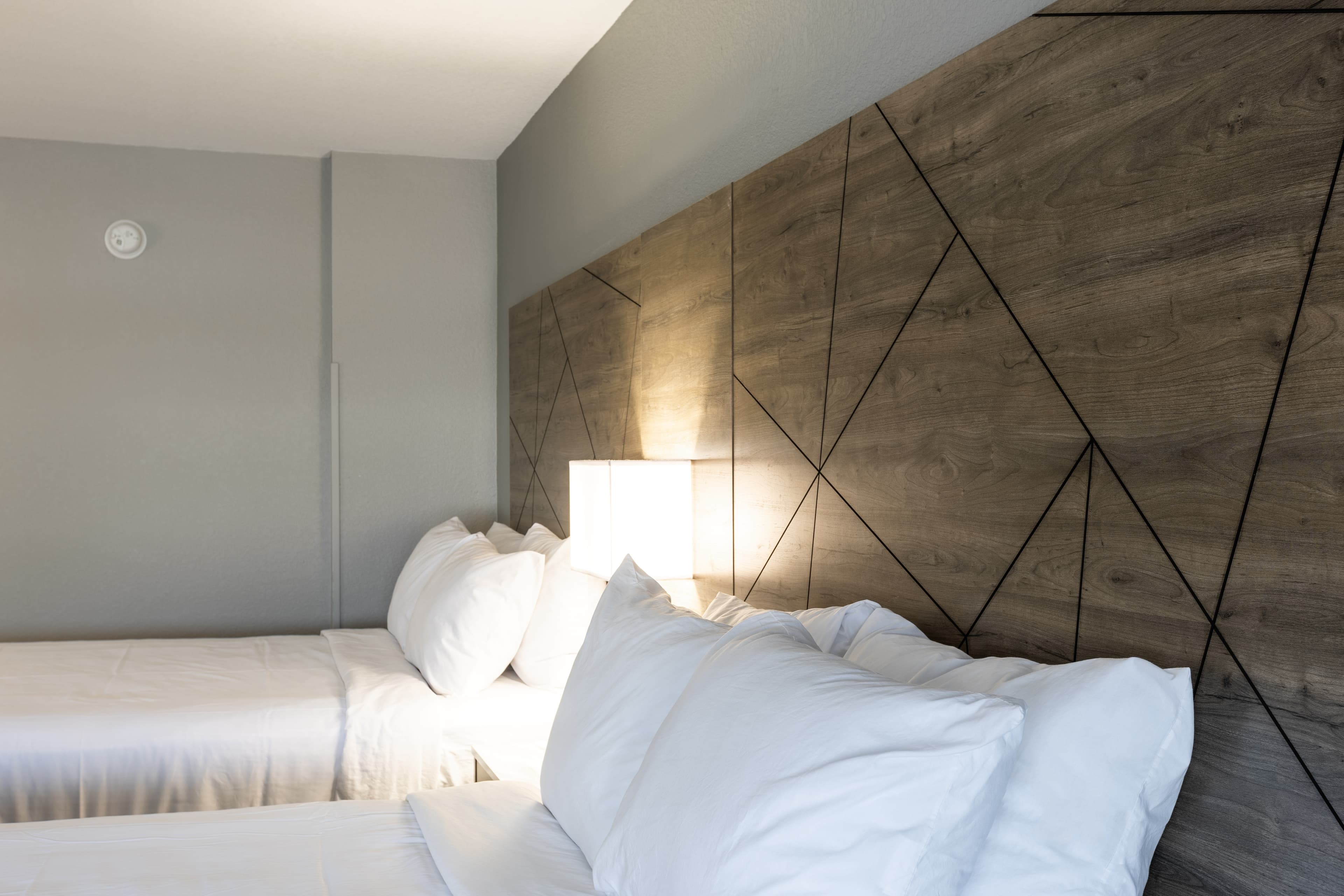 Rodeway Inn & Suites near Outlet Mall - Asheville — 9