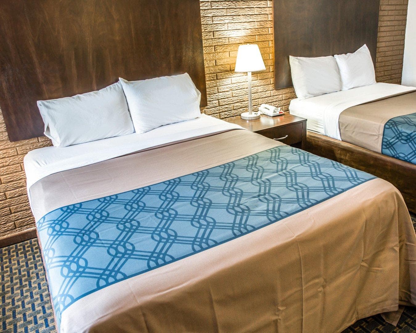 Rodeway Inn & Suites Wilmington North — 8