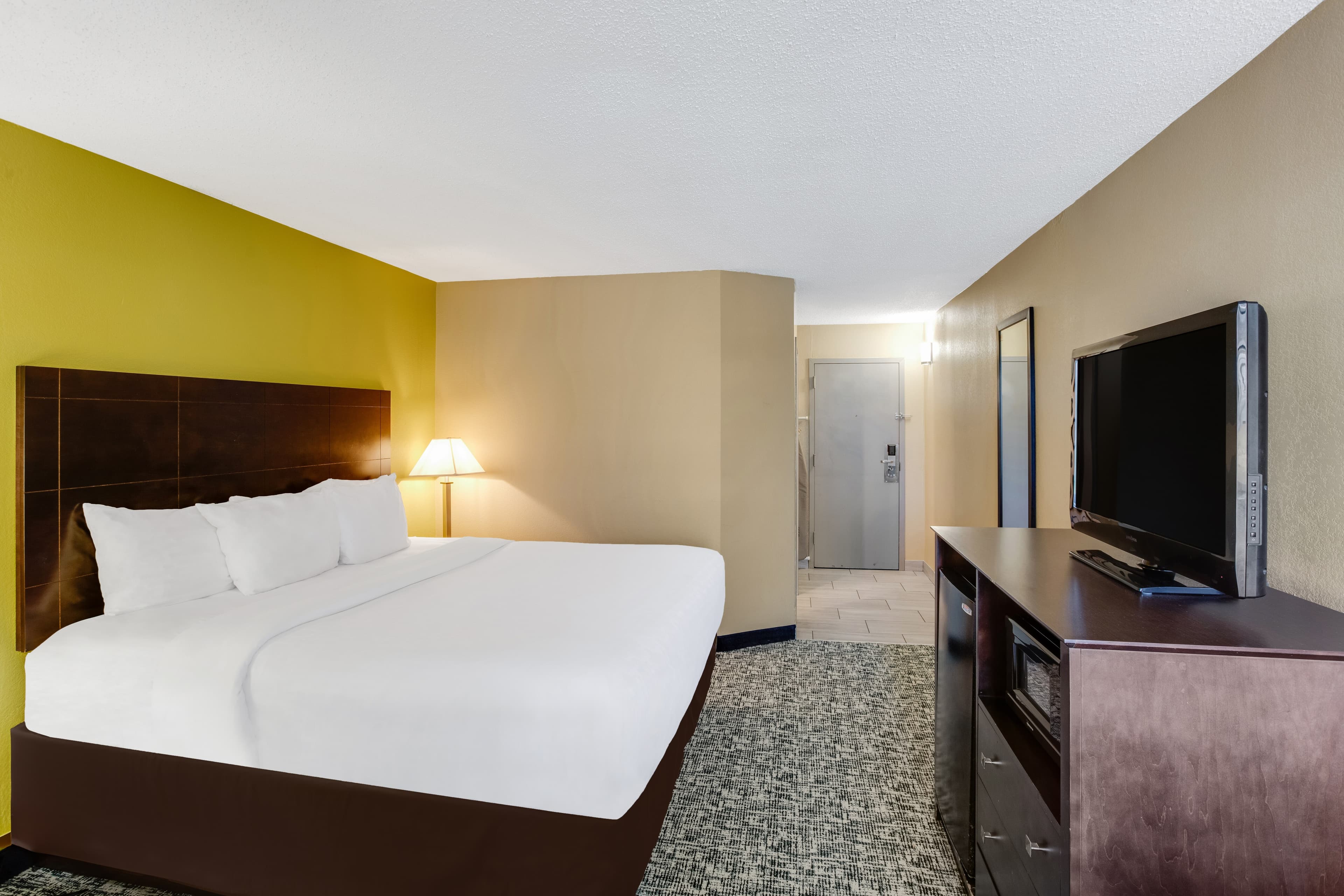 Clarion Inn Asheville Airport - Image 3