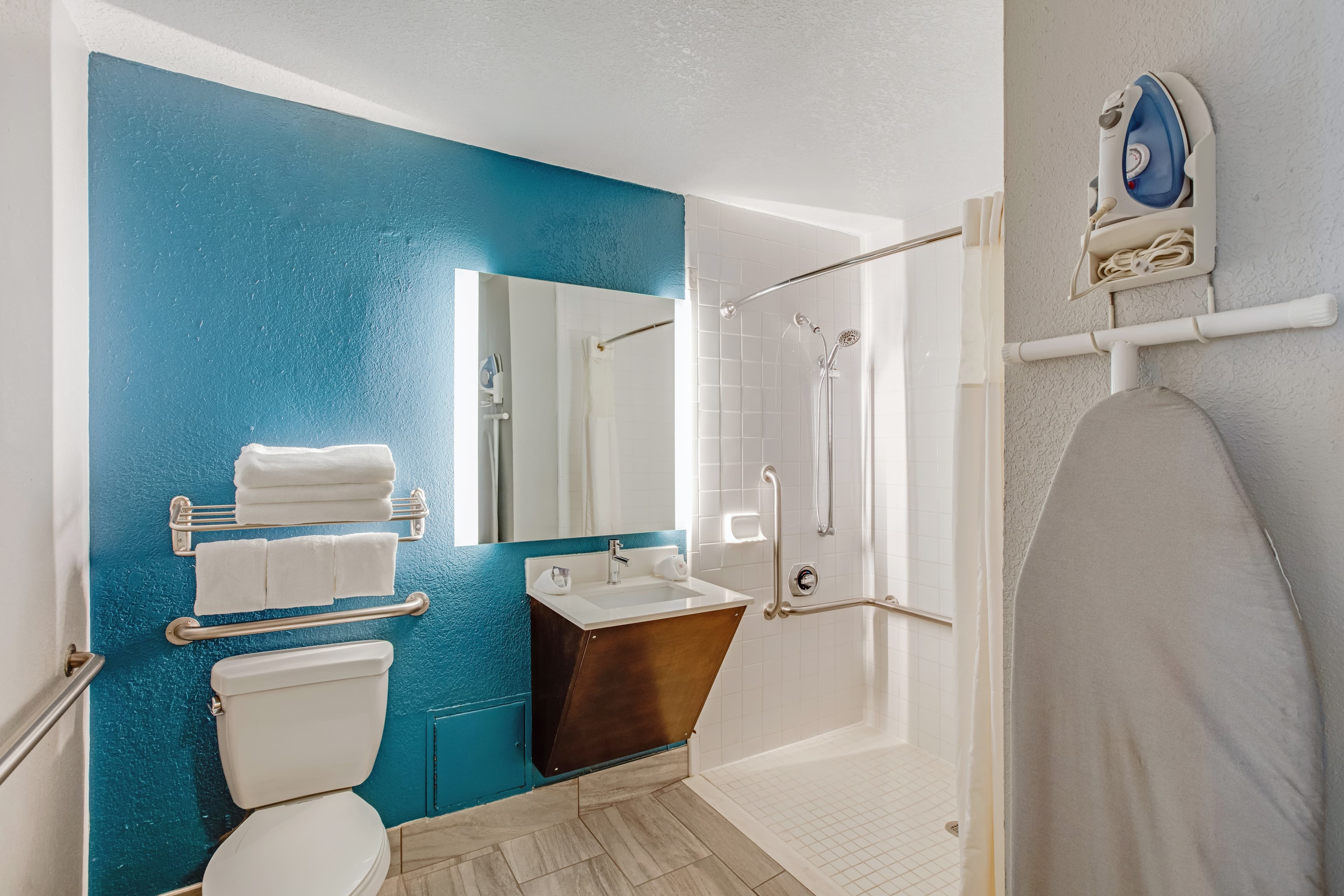 Clarion Inn Asheville Airport — 6