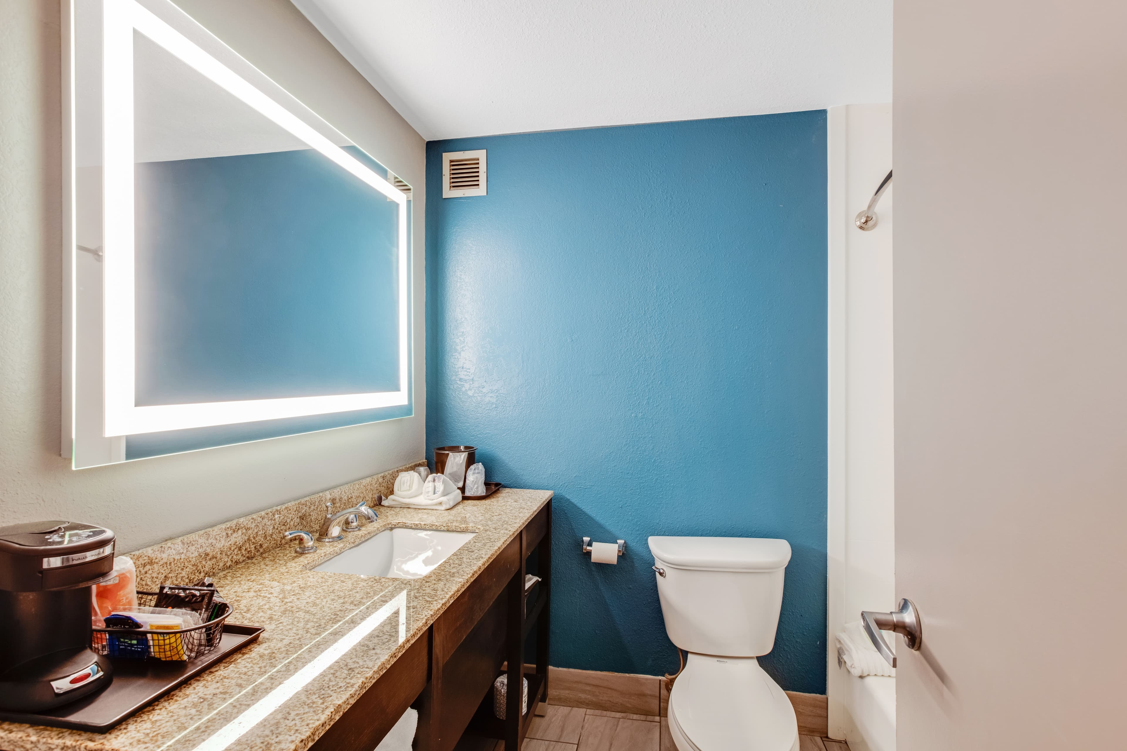 Clarion Inn Asheville Airport — 9