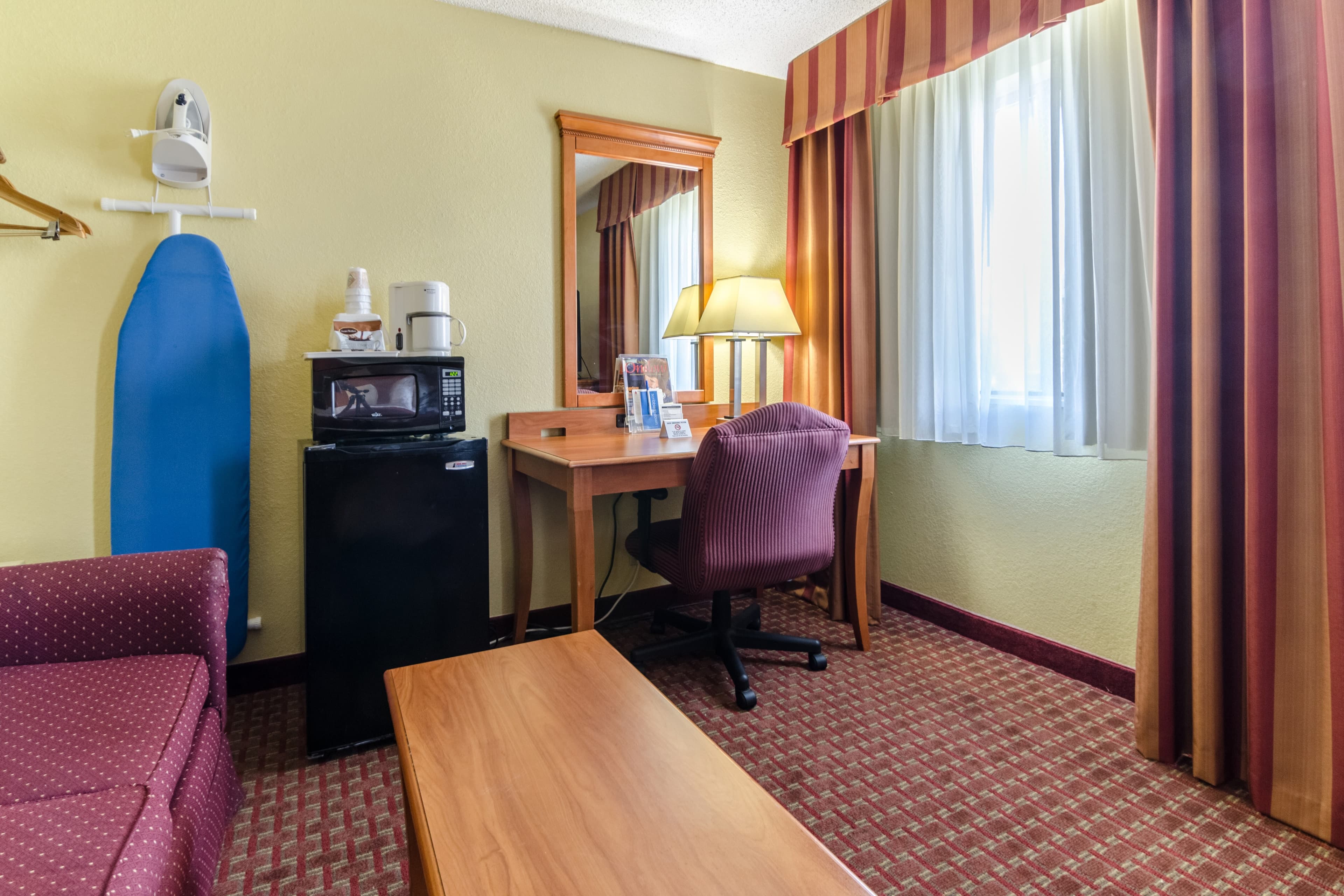 Rodeway Inn & Suites Jacksonville near Camp Lejeune — 17