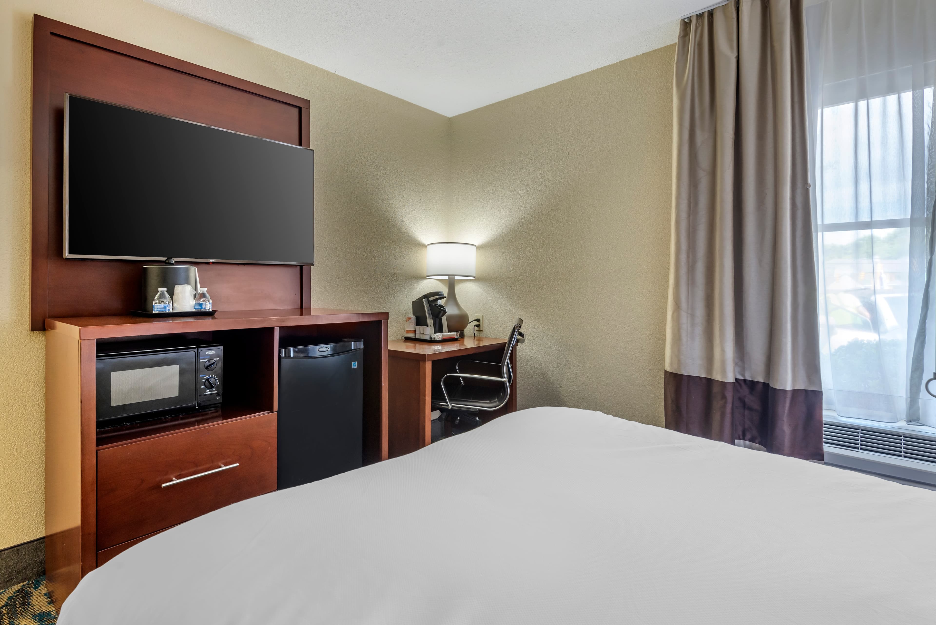 Comfort Inn Asheville East-Blue Ridge Pkwy Access — 7