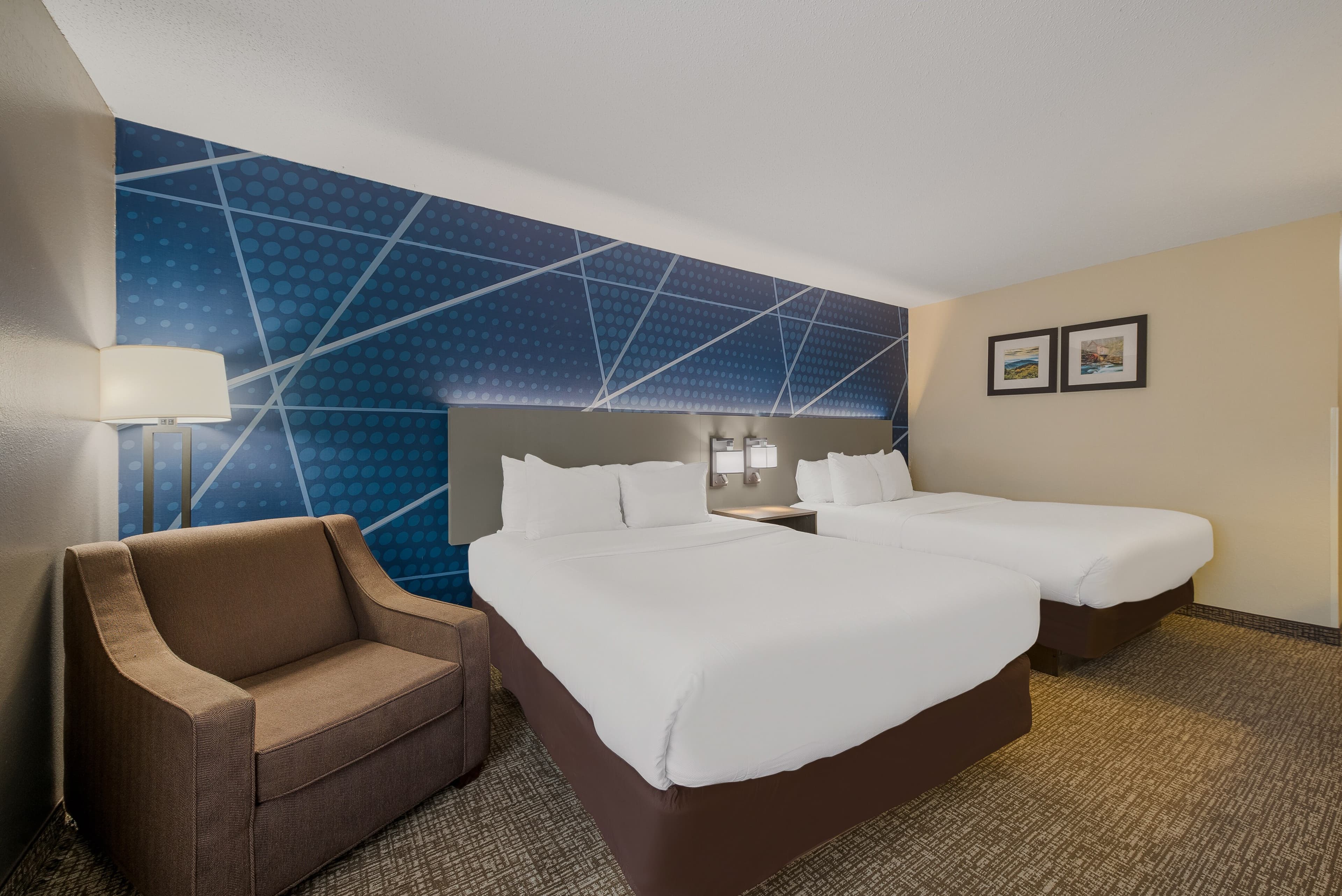 Comfort Inn Fayetteville I-95 — 16