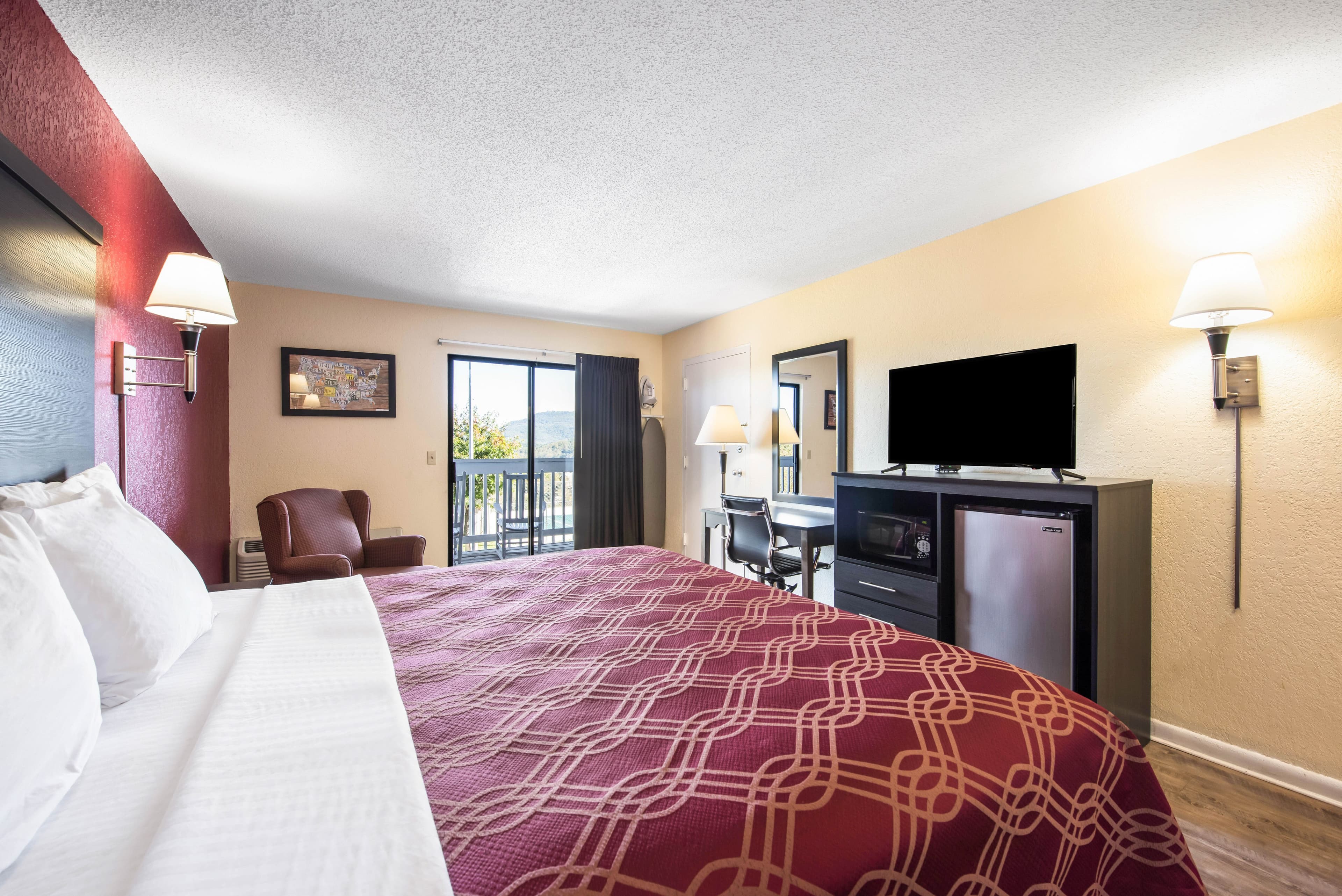 Econo Lodge Waynesville - Image 4