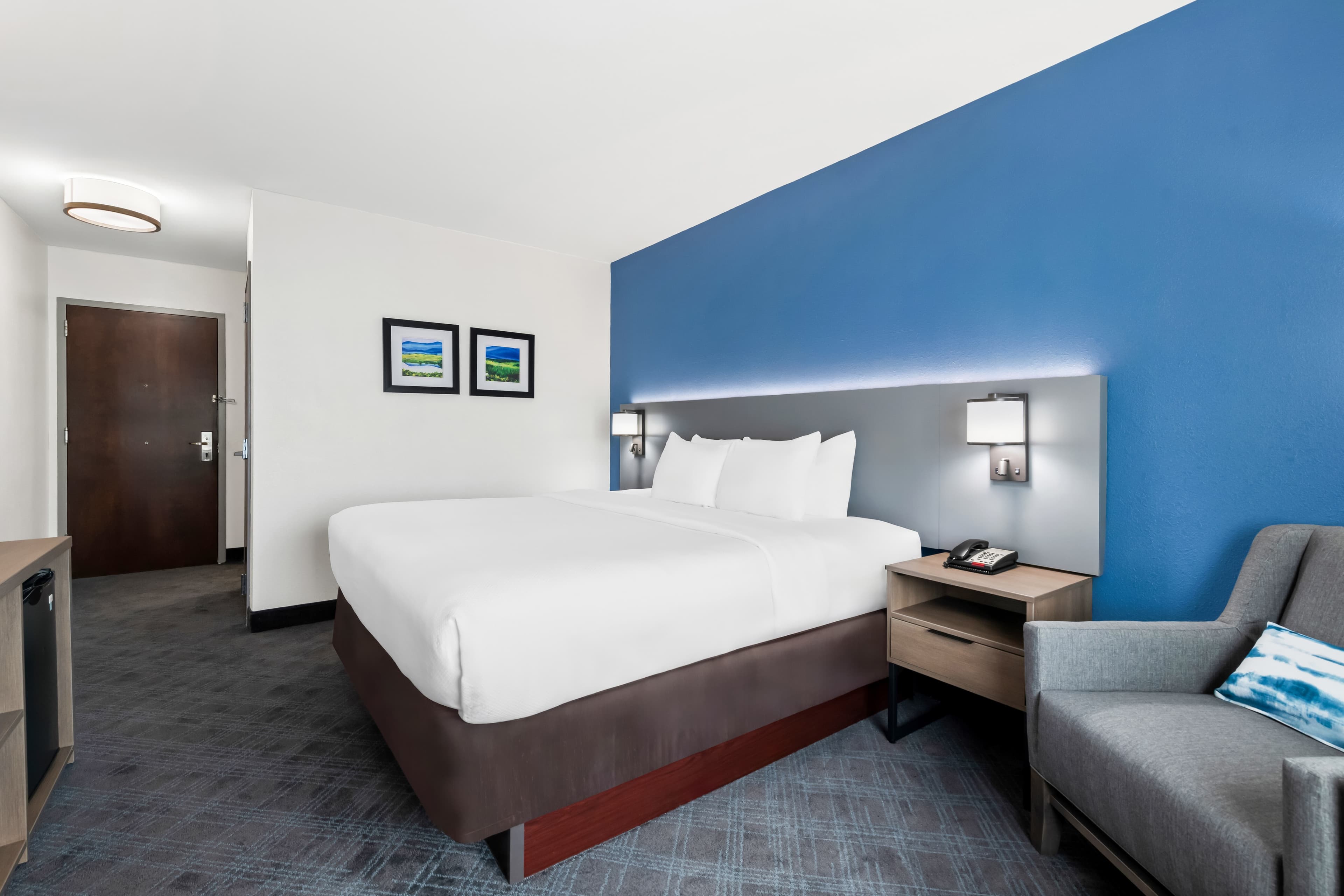 Comfort Inn Sylva - Cullowhee - Image 3