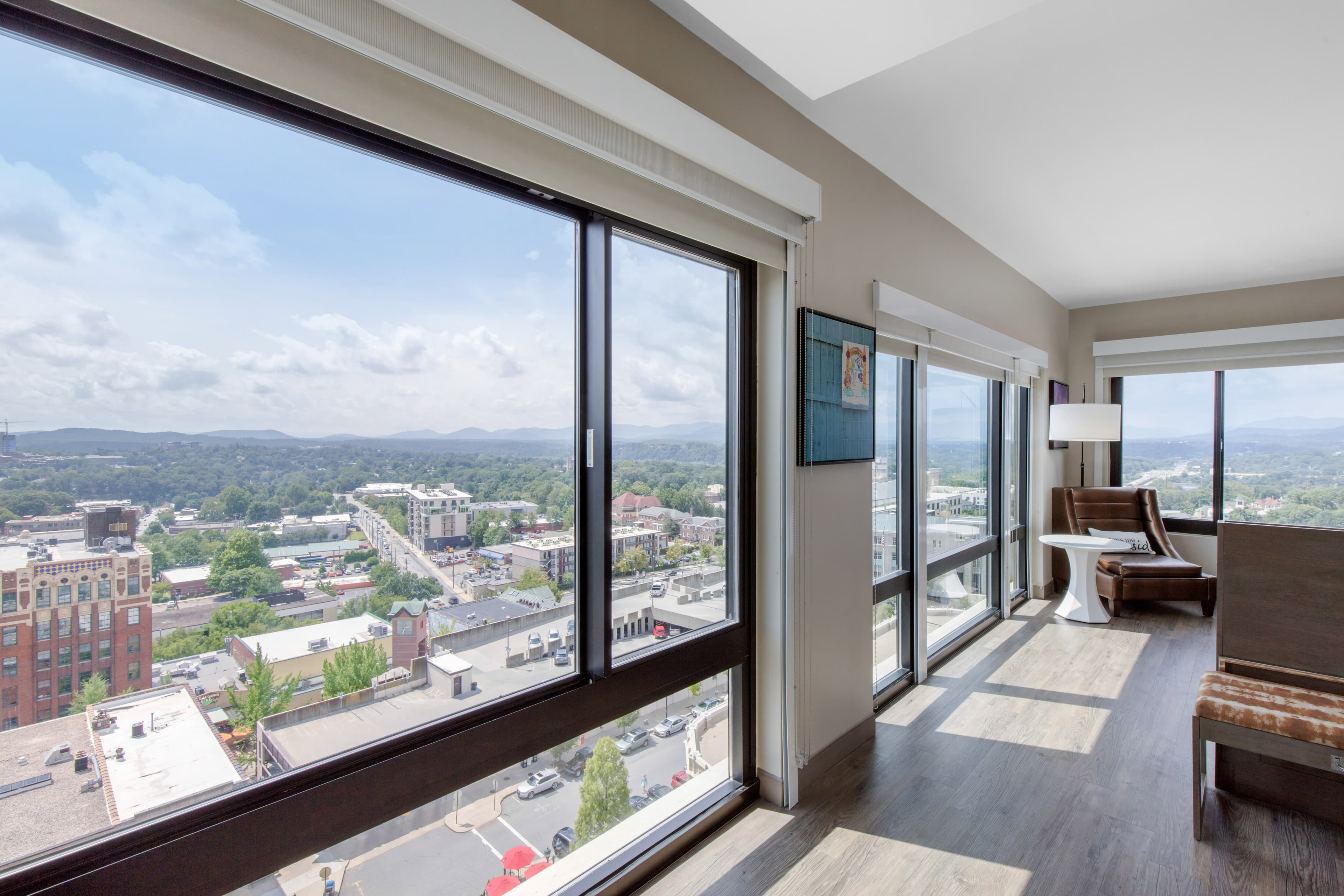 Cambria Hotel Downtown Asheville — 30