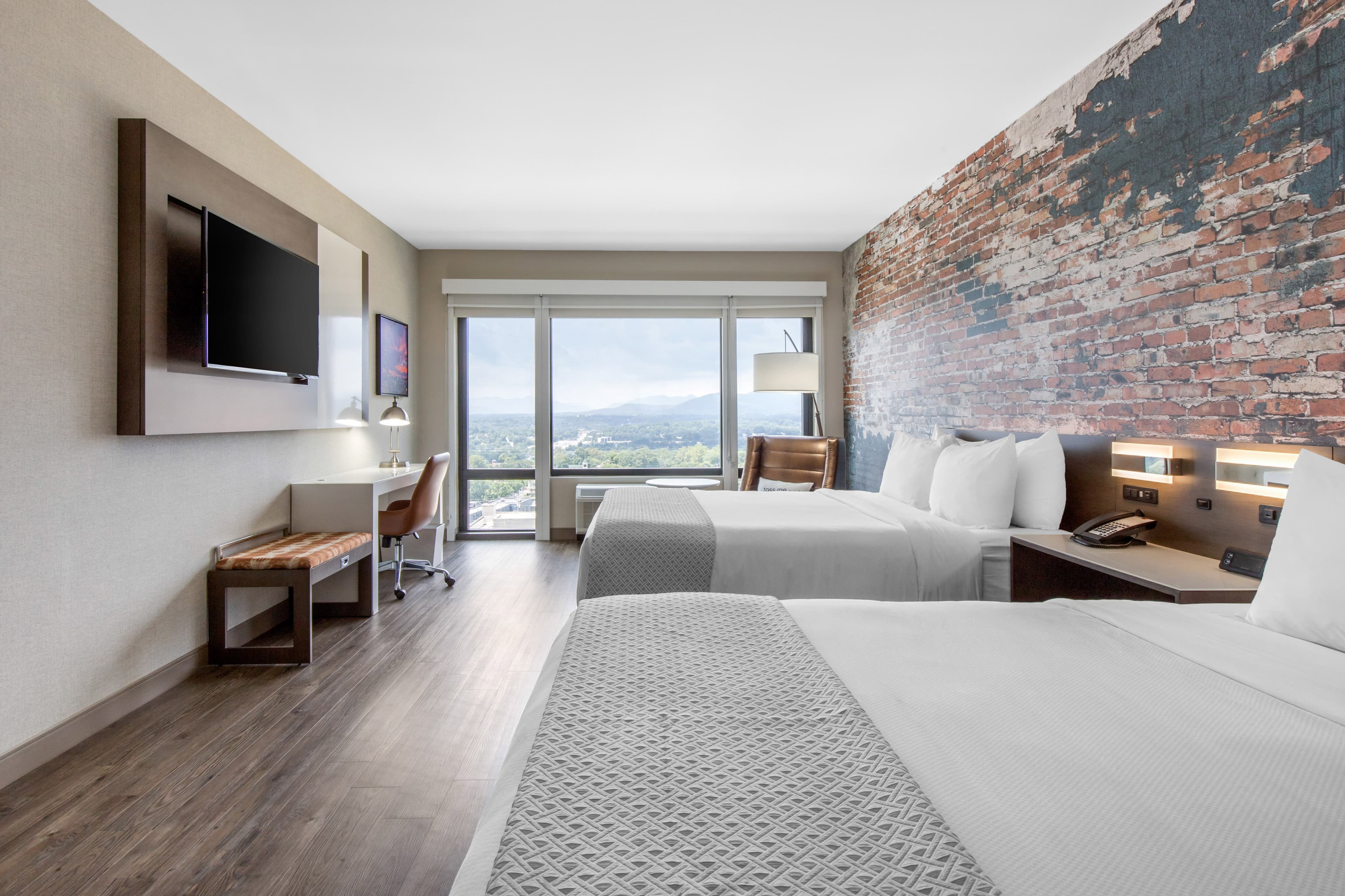 Cambria Hotel Downtown Asheville — 9