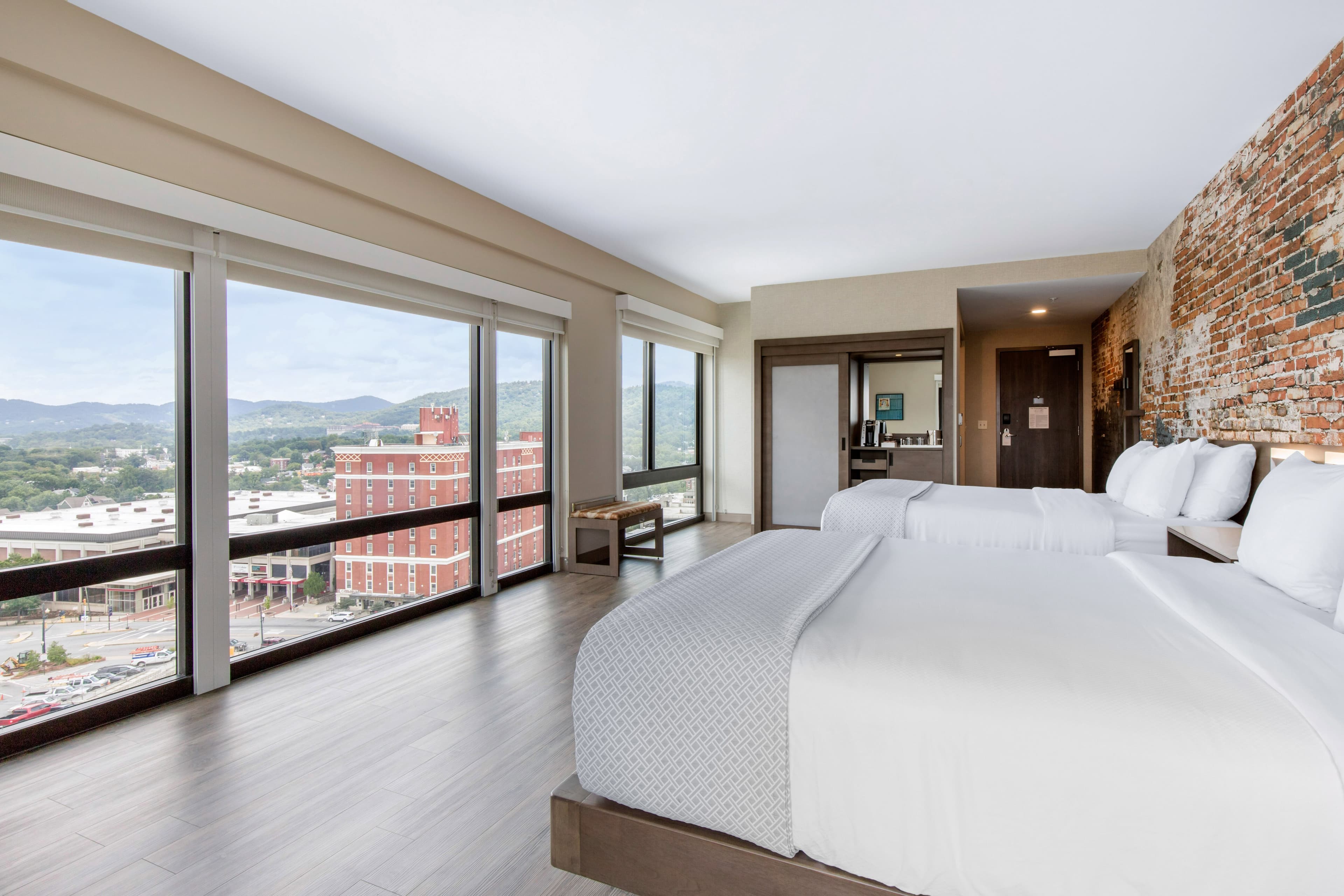 Cambria Hotel Downtown Asheville — 41