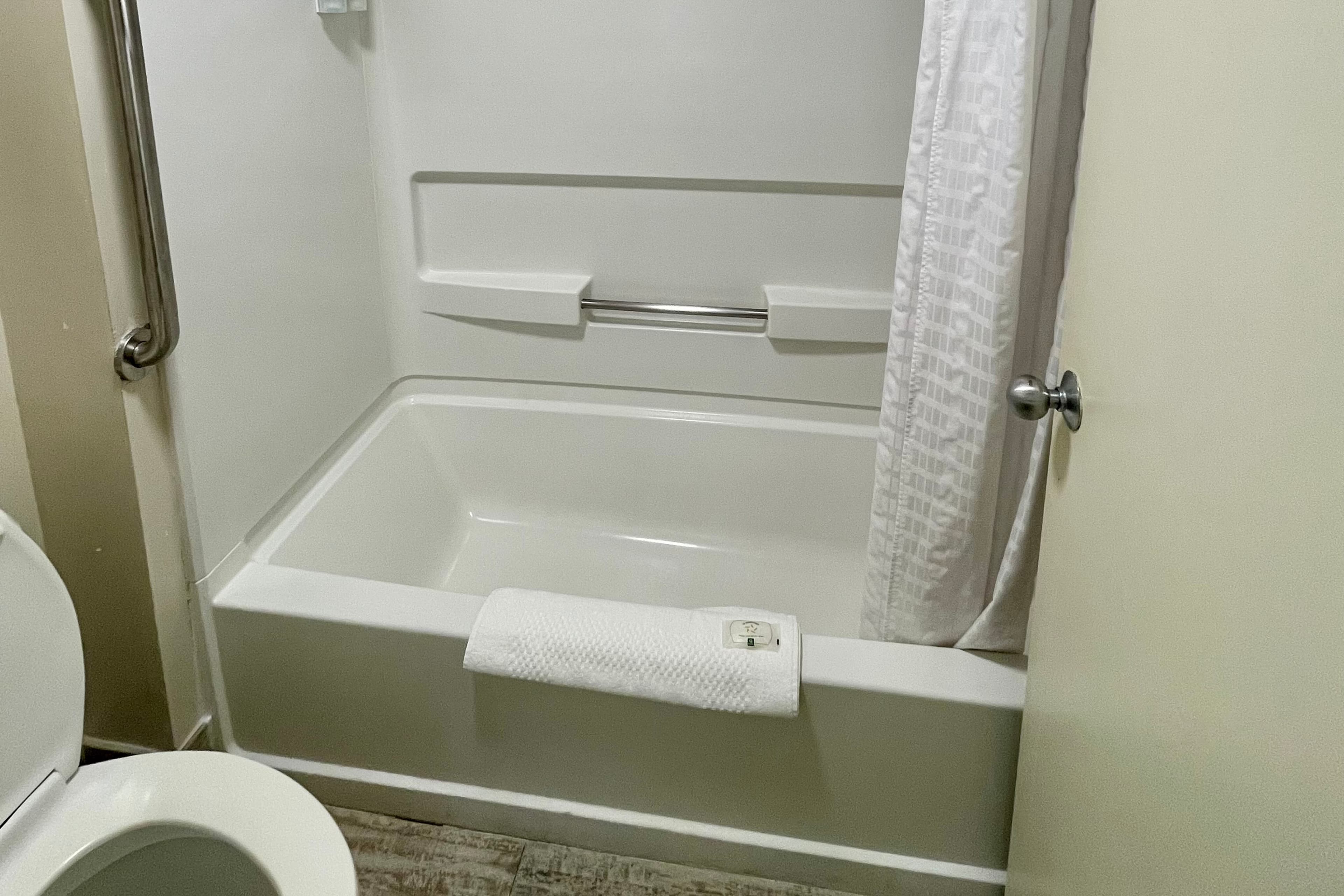 Quality Inn & Suites Clemmons I-40 - Image 4