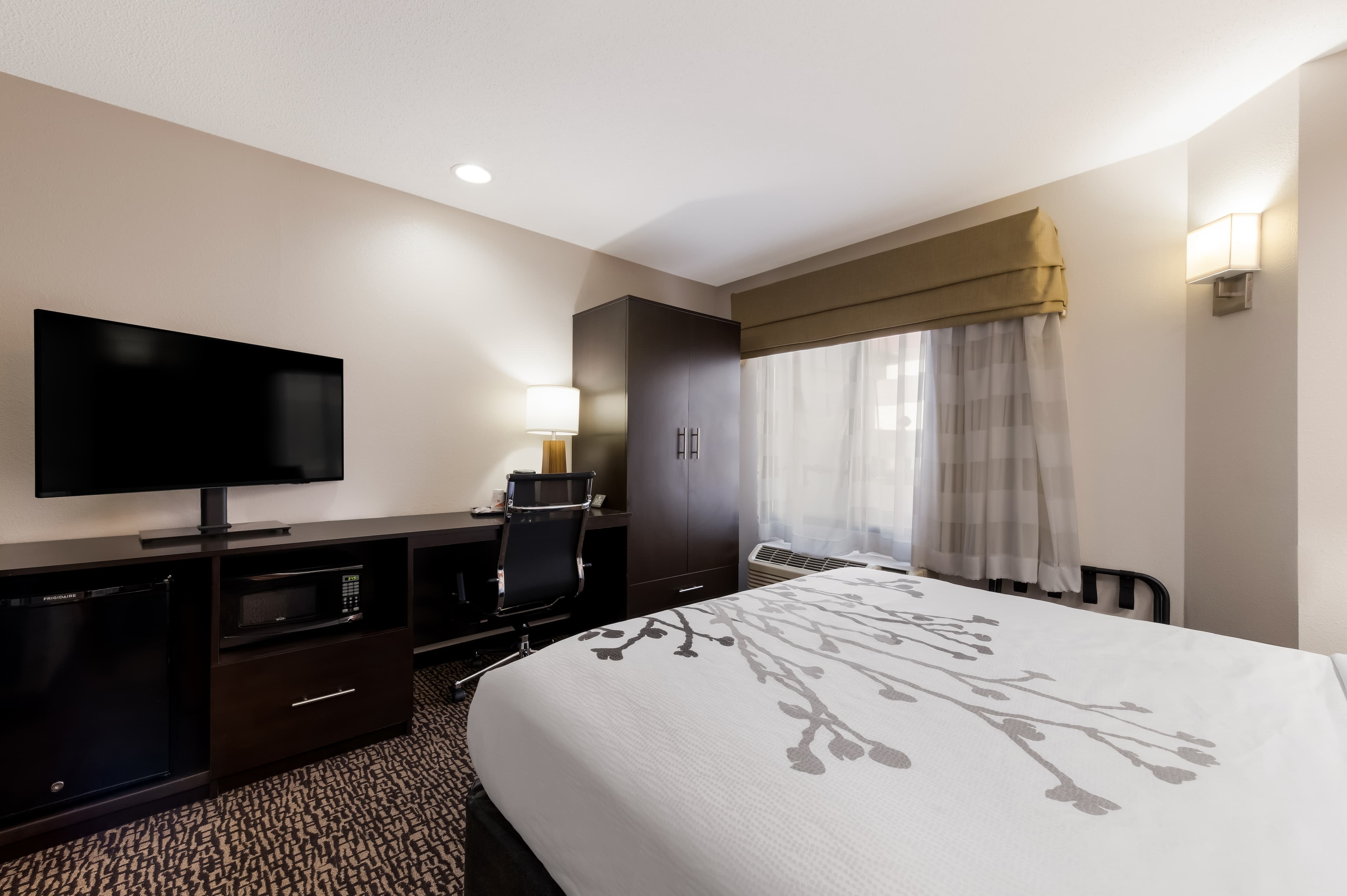 Sleep Inn Kernersville I-40 — 8