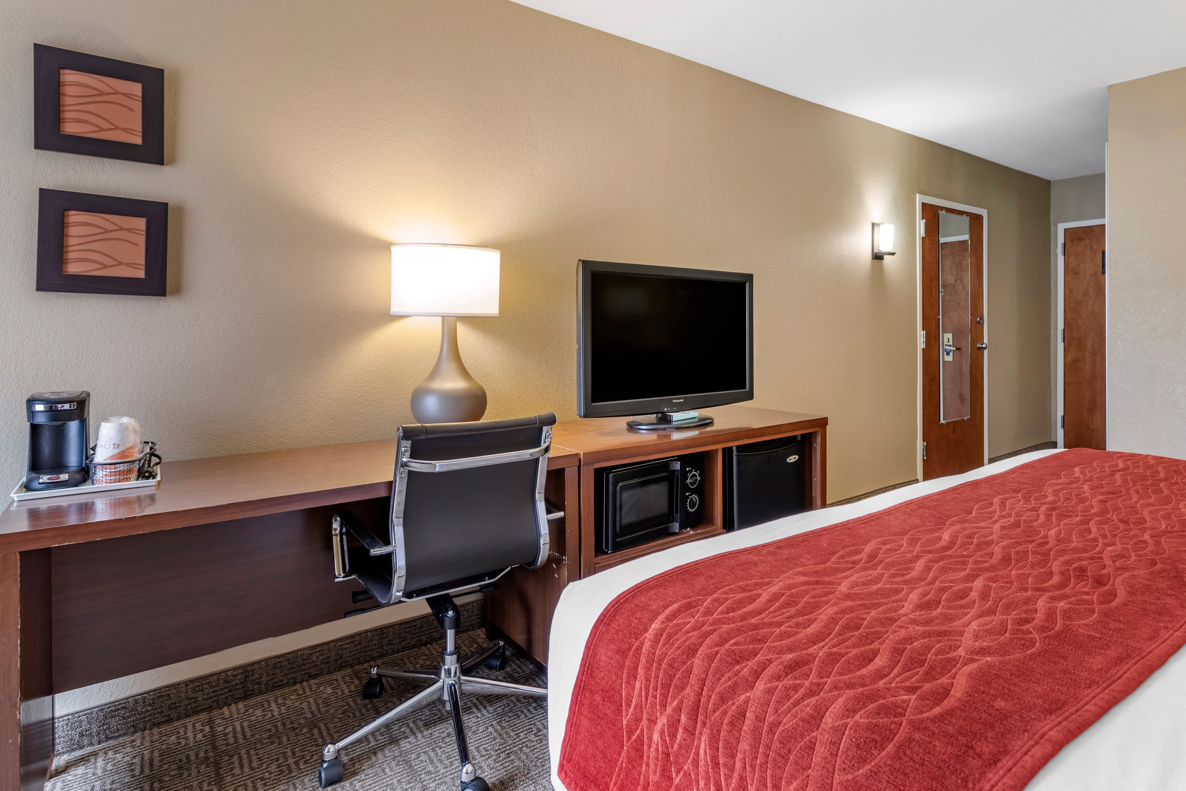 Comfort Inn Biltmore West — 9