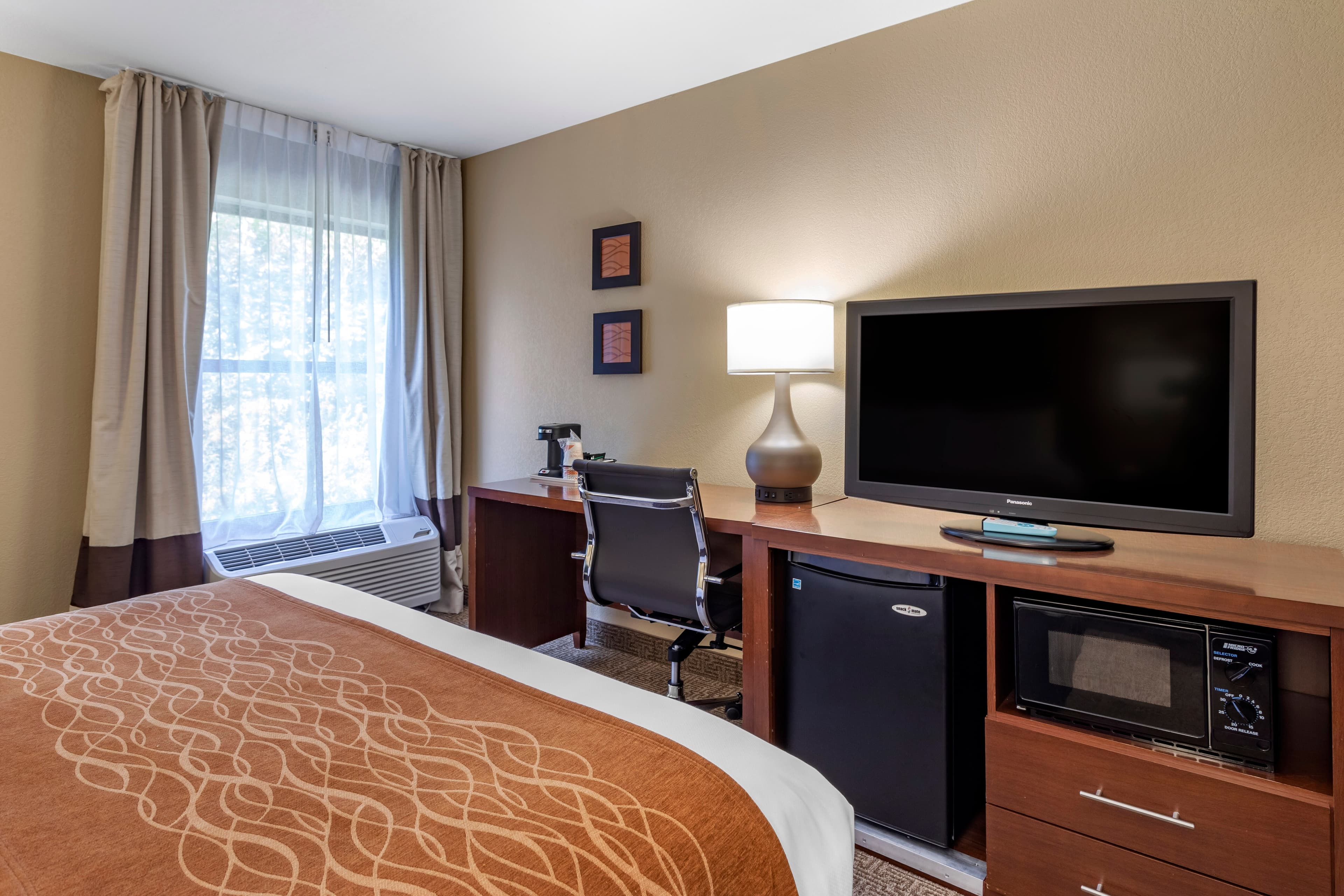 Comfort Inn Biltmore West — 13
