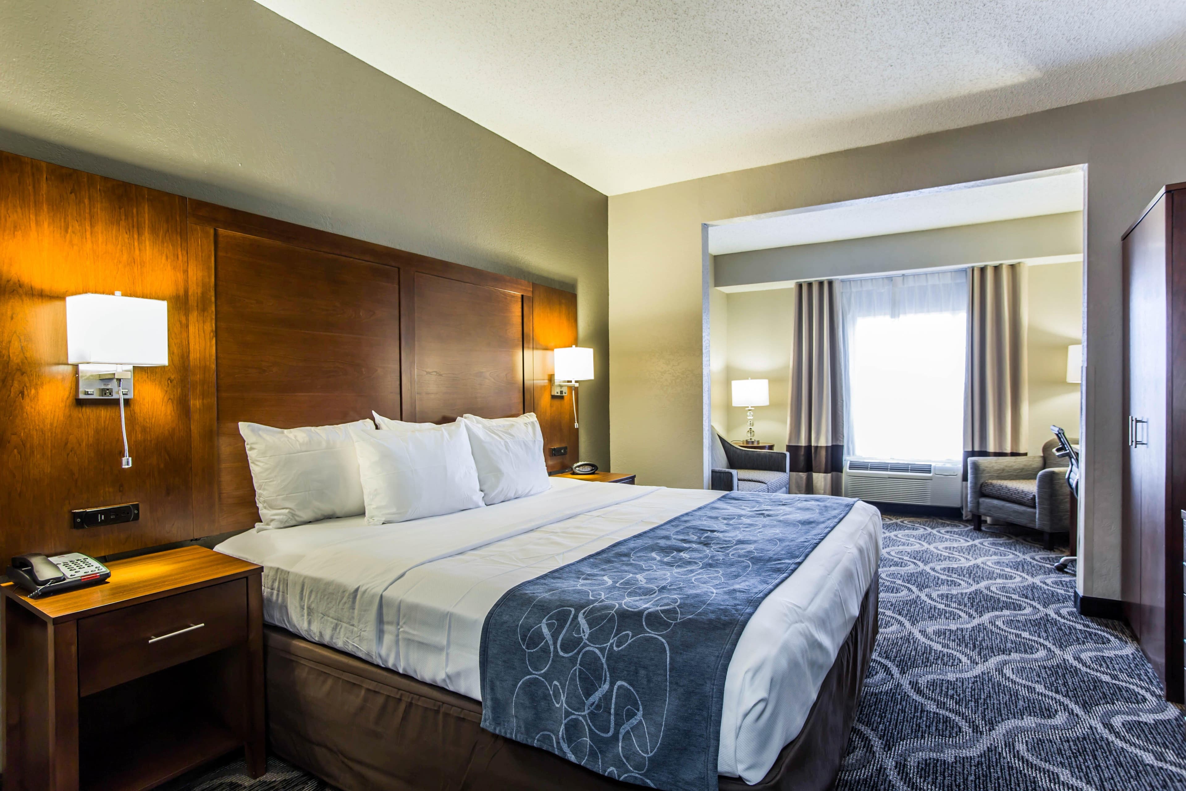 Comfort Suites Pineville - Ballantyne Area - Image 4